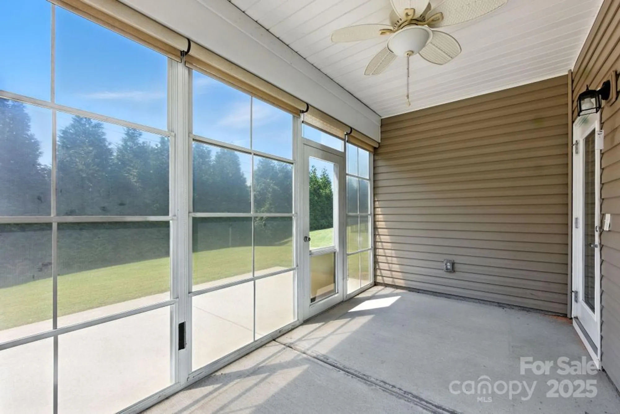 Property Slideshow image 20 of 26 | 23178 whimbrel cir, Fort Mill, SC, 29707