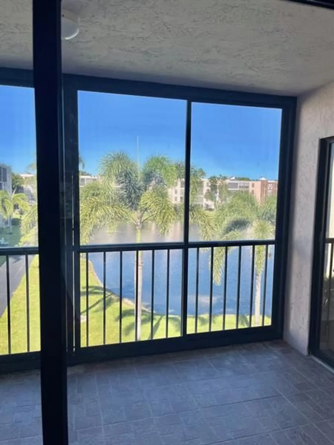 Property Slideshow image 10 of 71 | 7351 kinghurst dr 302, Delray Beach, FL, 33446