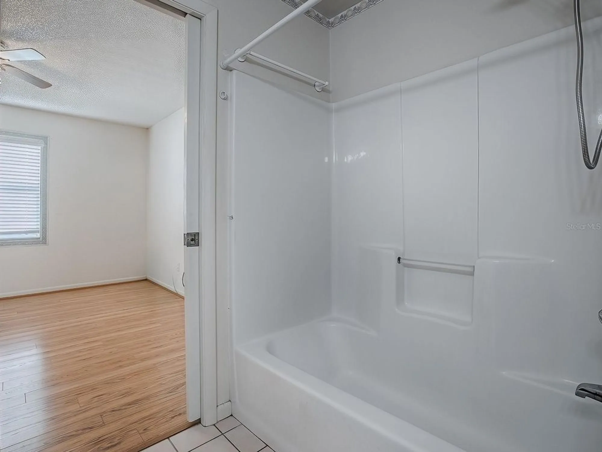 Property Slideshow image 38 of 43 | 642 glen oaks dr, Leesburg, FL, 34748