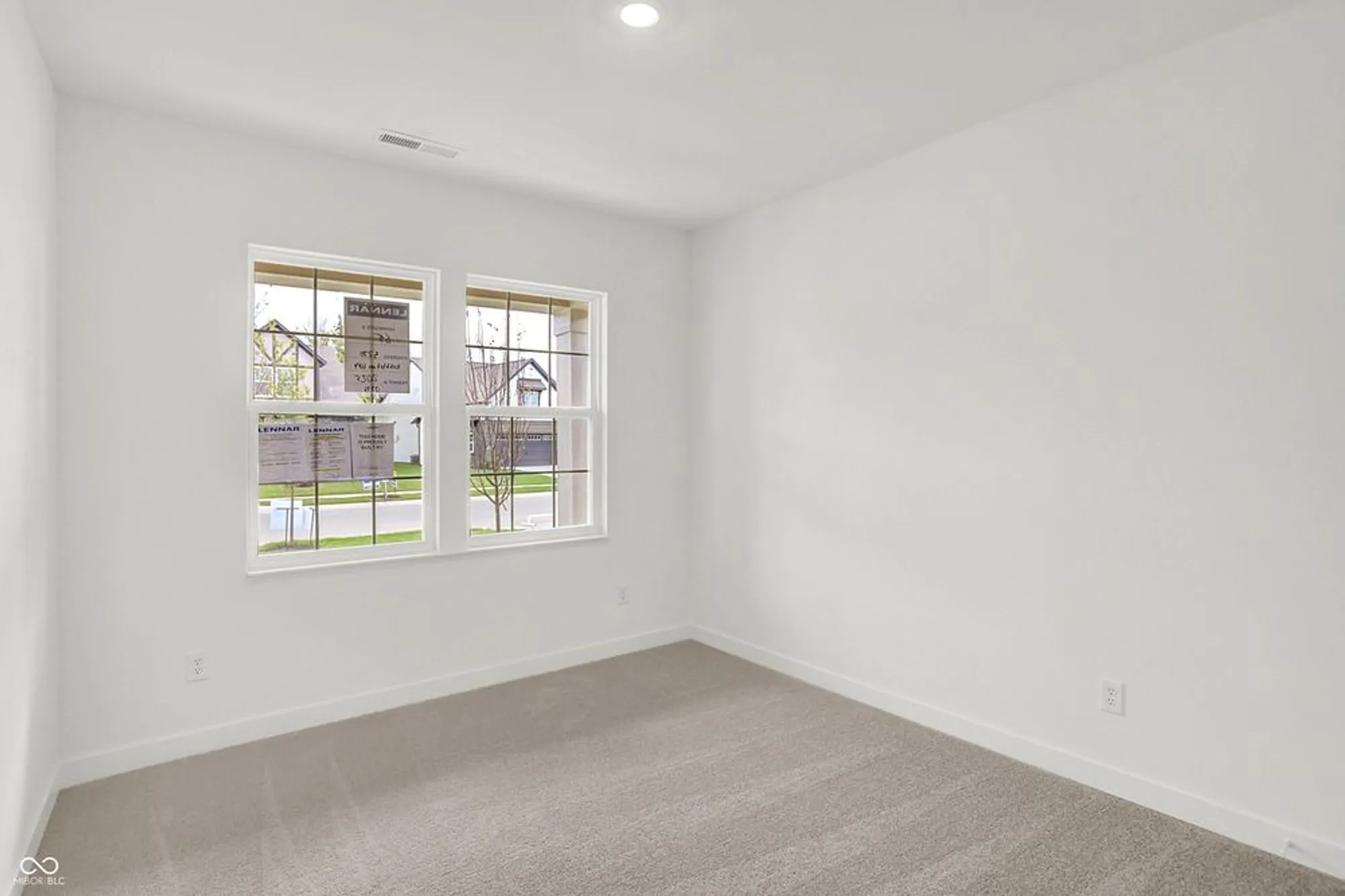 Property Slideshow image 25 of 34 | 5270 nettleton way, Avon, IN, 46123