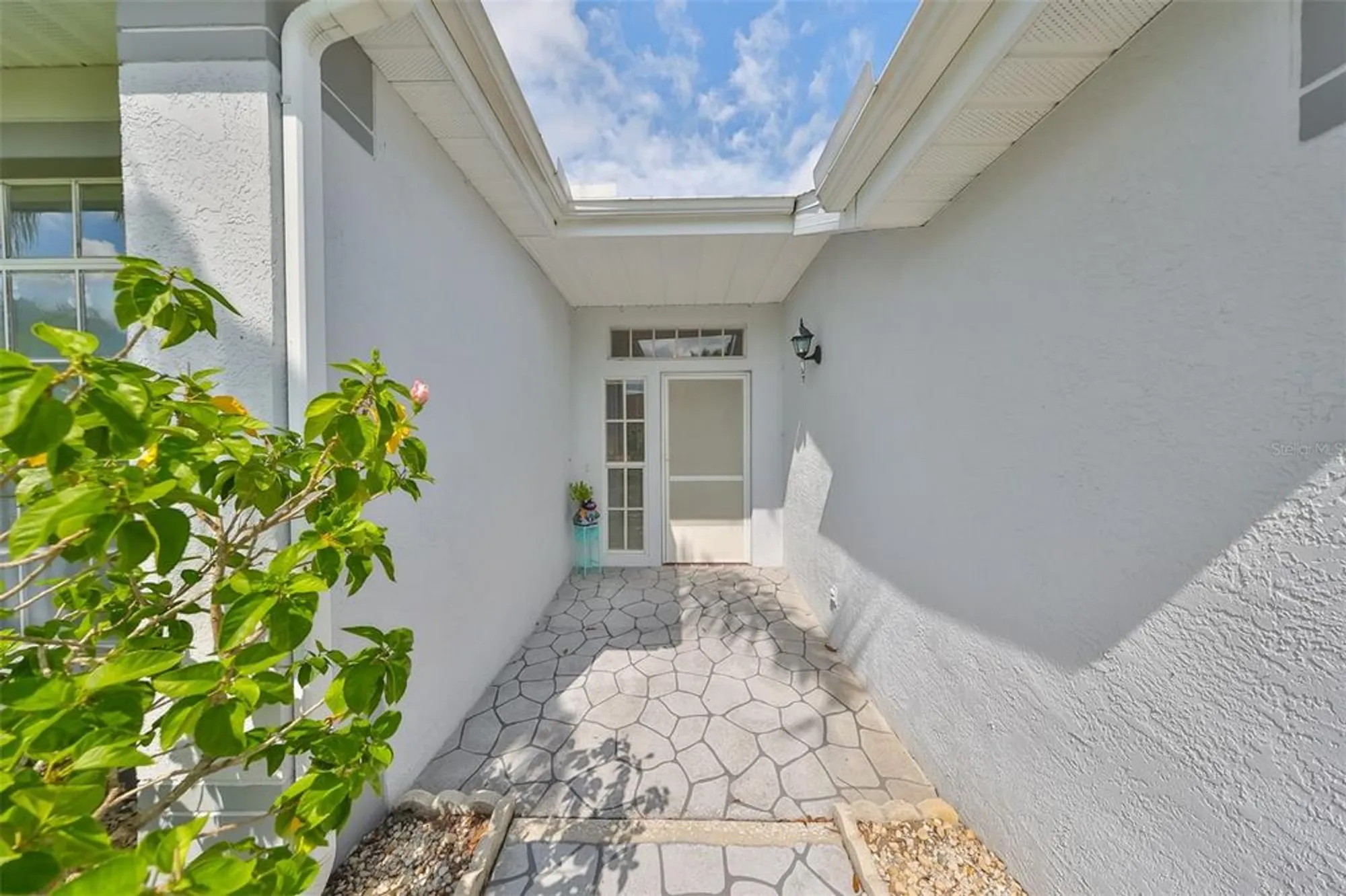 Property Slideshow image 4 of 42 | 902 mcdaniel st, Sun City Center, FL, 33573