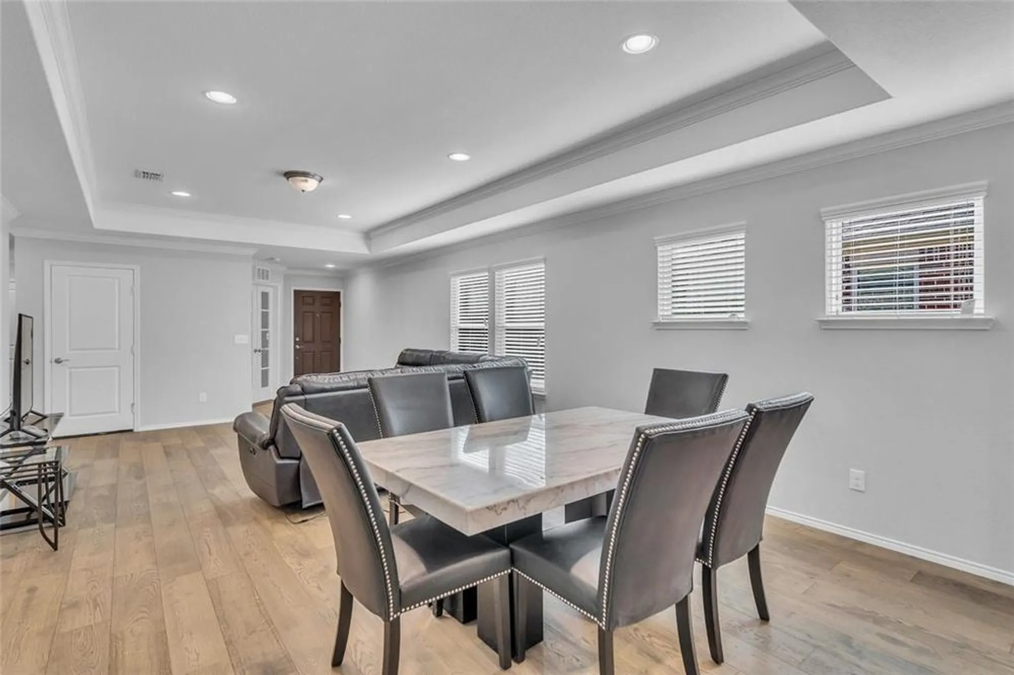 Property Slideshow image 12 of 31 | 8845 twin pines ln, Frisco, TX, 75036