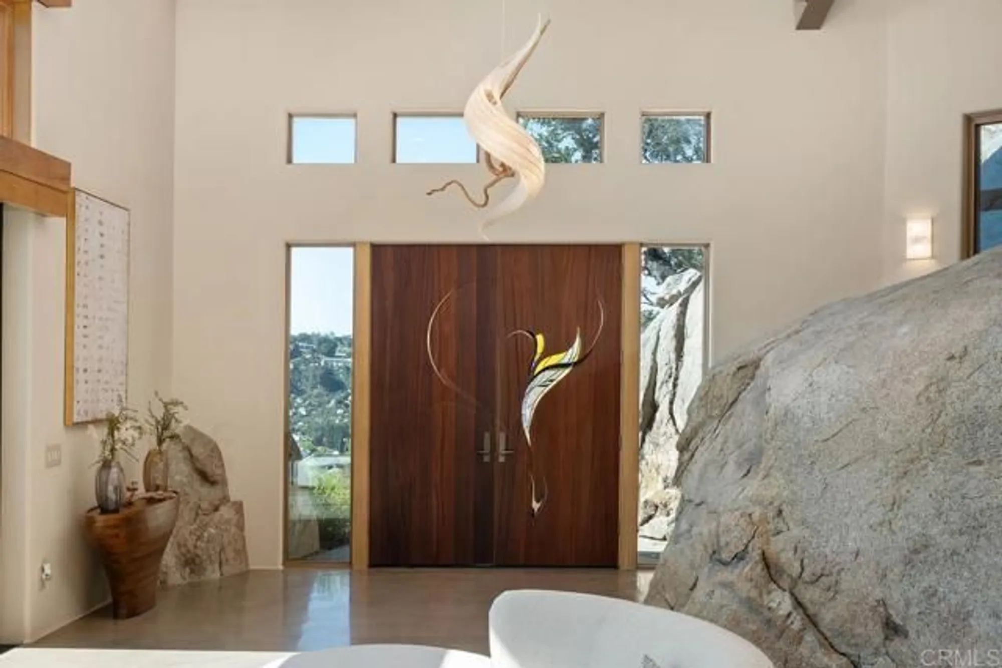 Property Slideshow image 8 of 57 | 10027 tall oak dr, Escondido, CA, 92026