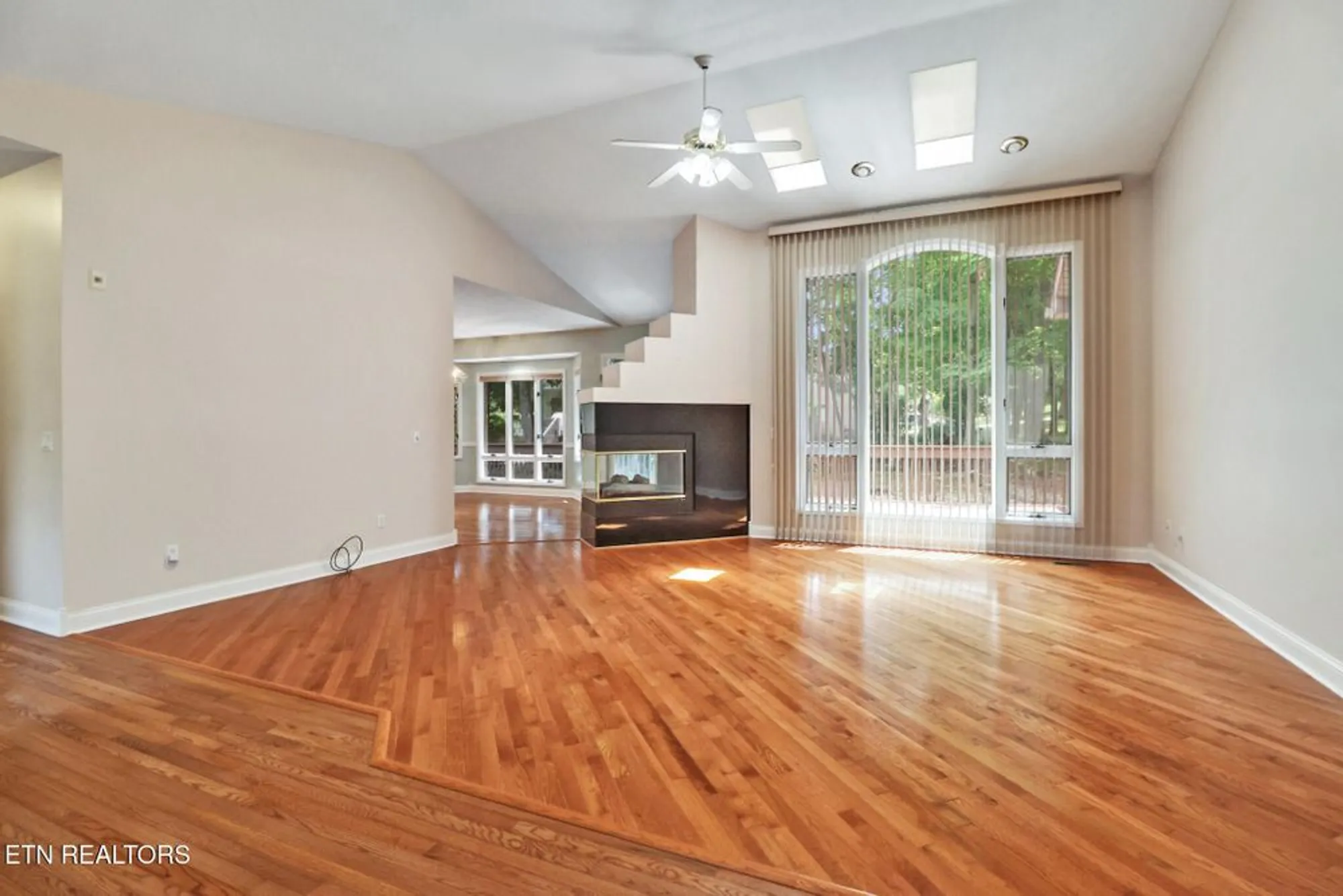 Property Slideshow image 11 of 35 | 163 havenridge cir, Crossville, TN, 38558