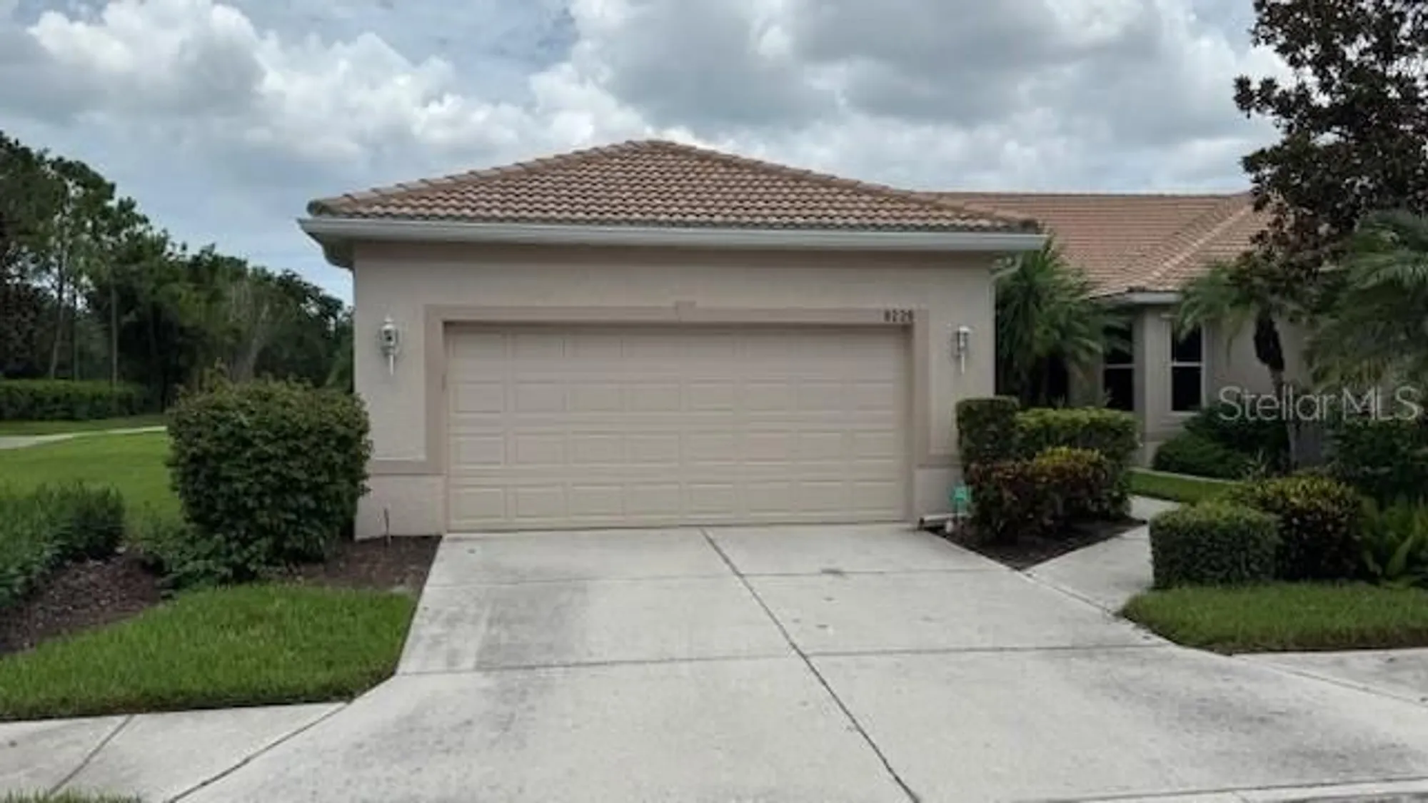 Property Slideshow image 22 of 24 | 8228 simpson falls ct, Sarasota, FL, 34243