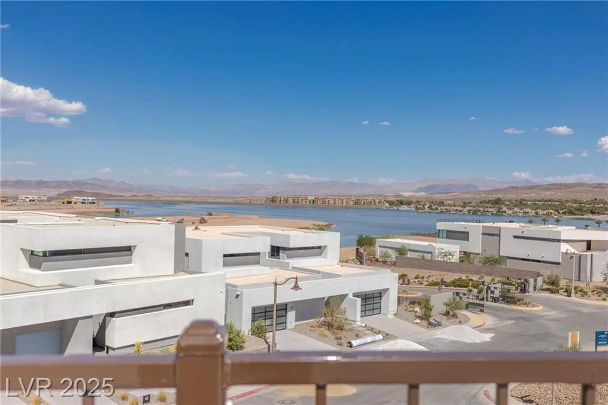 Property Slideshow image 57 of 85 | 53 falling ridge ln, Henderson, NV, 89011