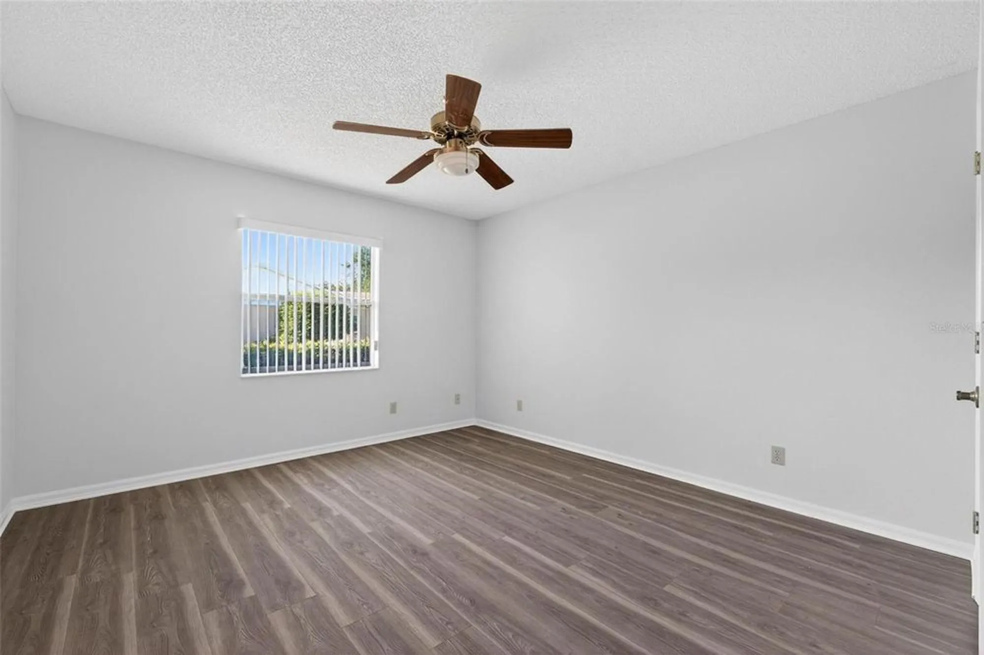 Property Slideshow image 30 of 60 | 651 timbercrest dr, Leesburg, FL, 34748