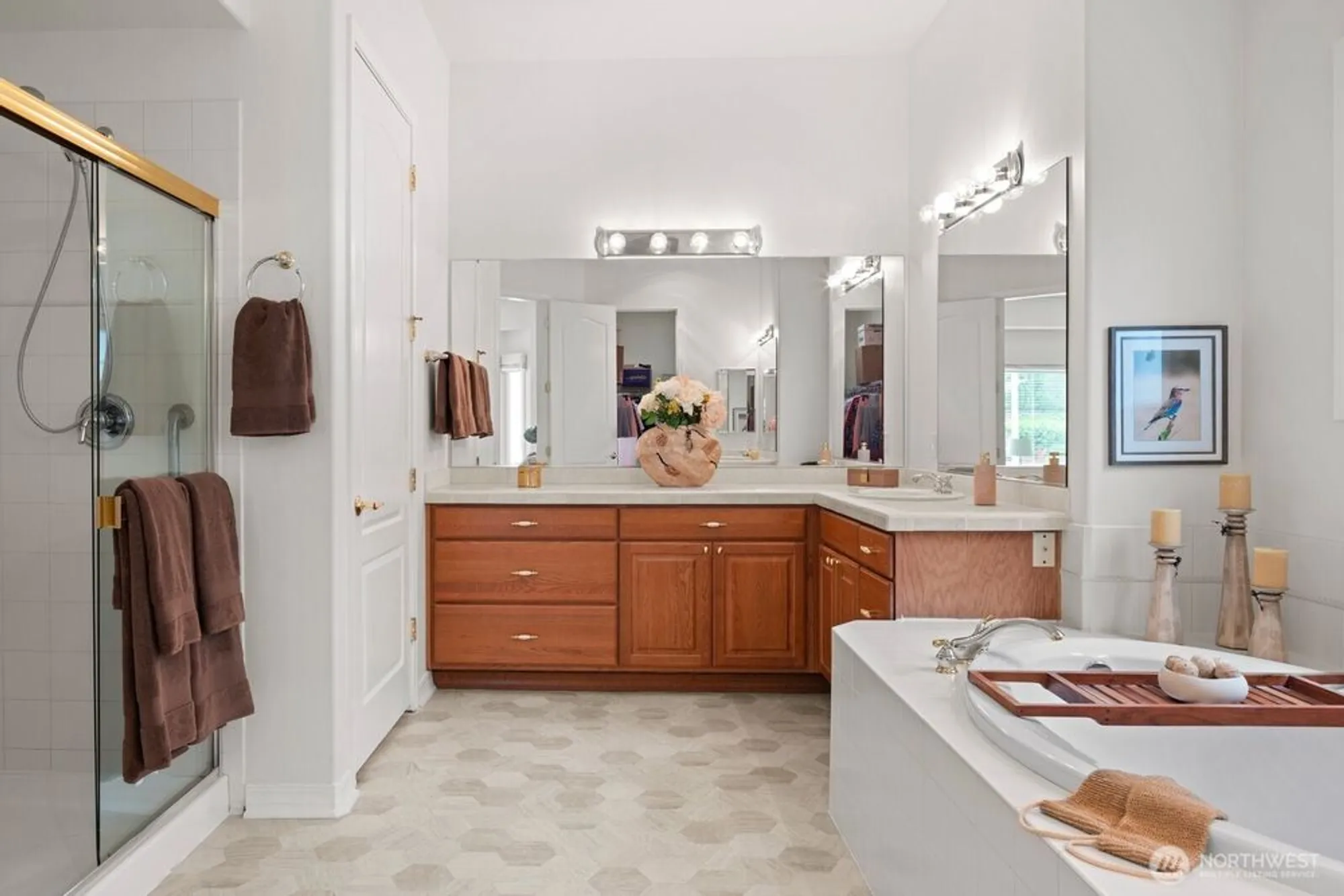 Property Slideshow image 28 of 40 | 12415 235th pl, Redmond, WA, 98053