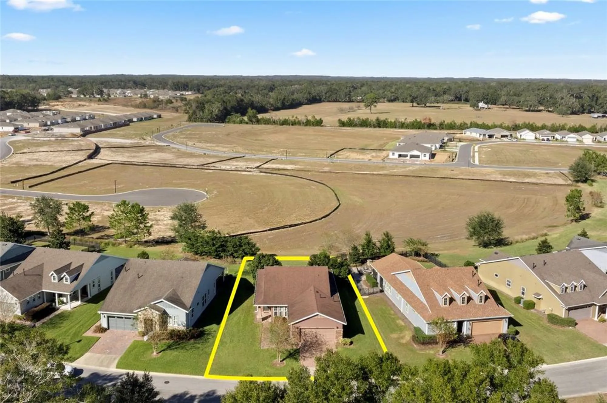 Property Slideshow image 2 of 52 | 4747 nw 35th lane rd, Ocala, FL, 34482