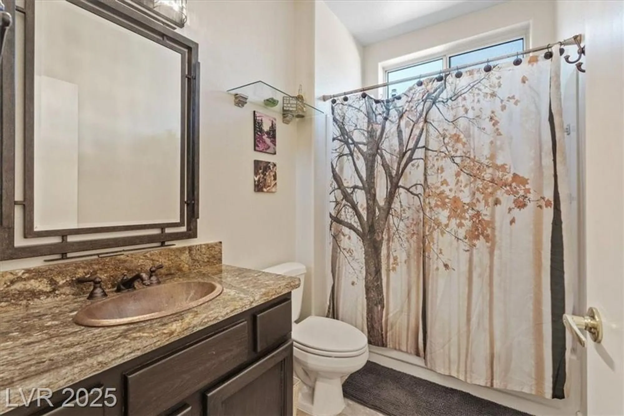 Property Slideshow image 24 of 37 | 2525 banora point dr, Las Vegas, NV, 89134