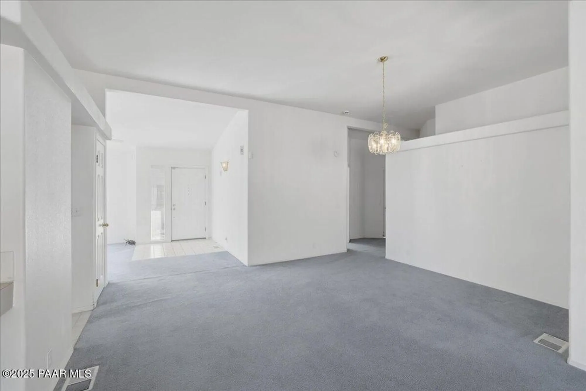 Property Slideshow image 6 of 31 | 753 n mesquite tree dr, Prescott Valley, AZ, 86327