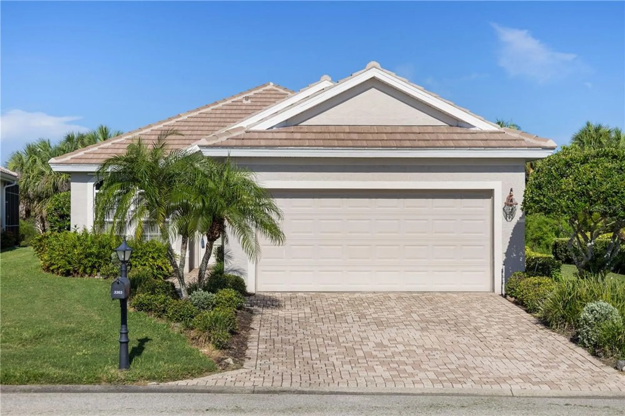 Property Slideshow image 2 of 56 | 3303 osprey ln, Port Charlotte, FL, 33953