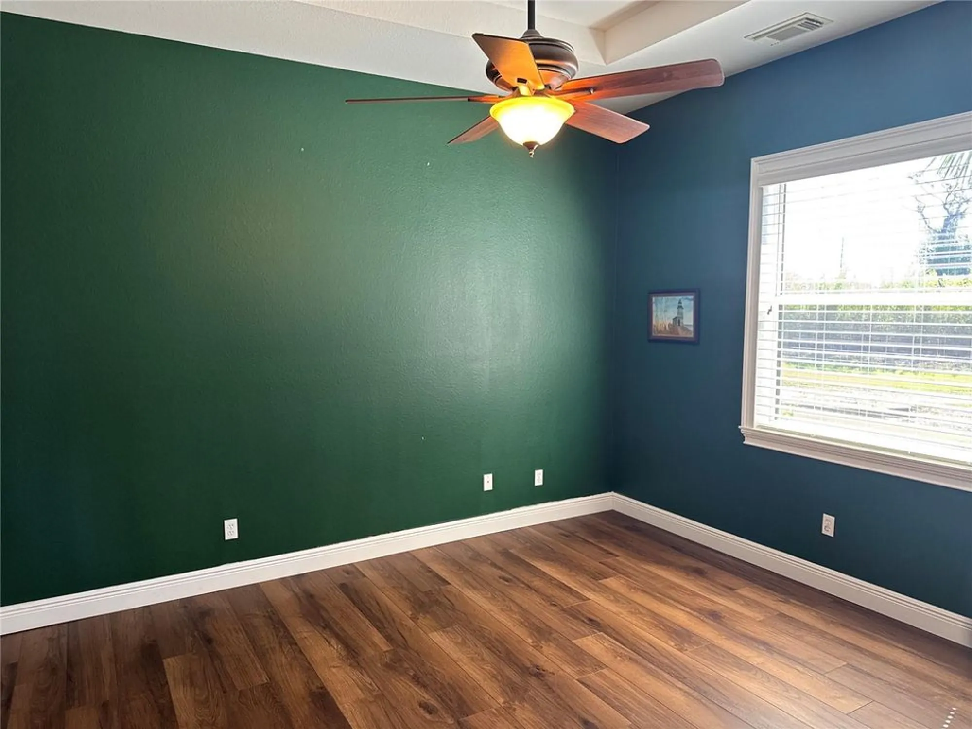 Property Slideshow image 13 of 29 | 832 king leon way, Sun City Center, FL, 33573