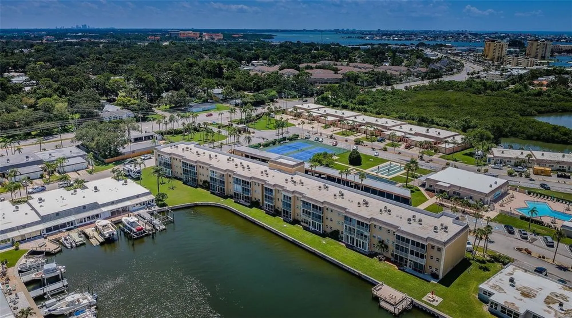 Property Slideshow image 13 of 89 | 1 boca ciega point blvd apt 314, Saint Petersburg, FL, 33708