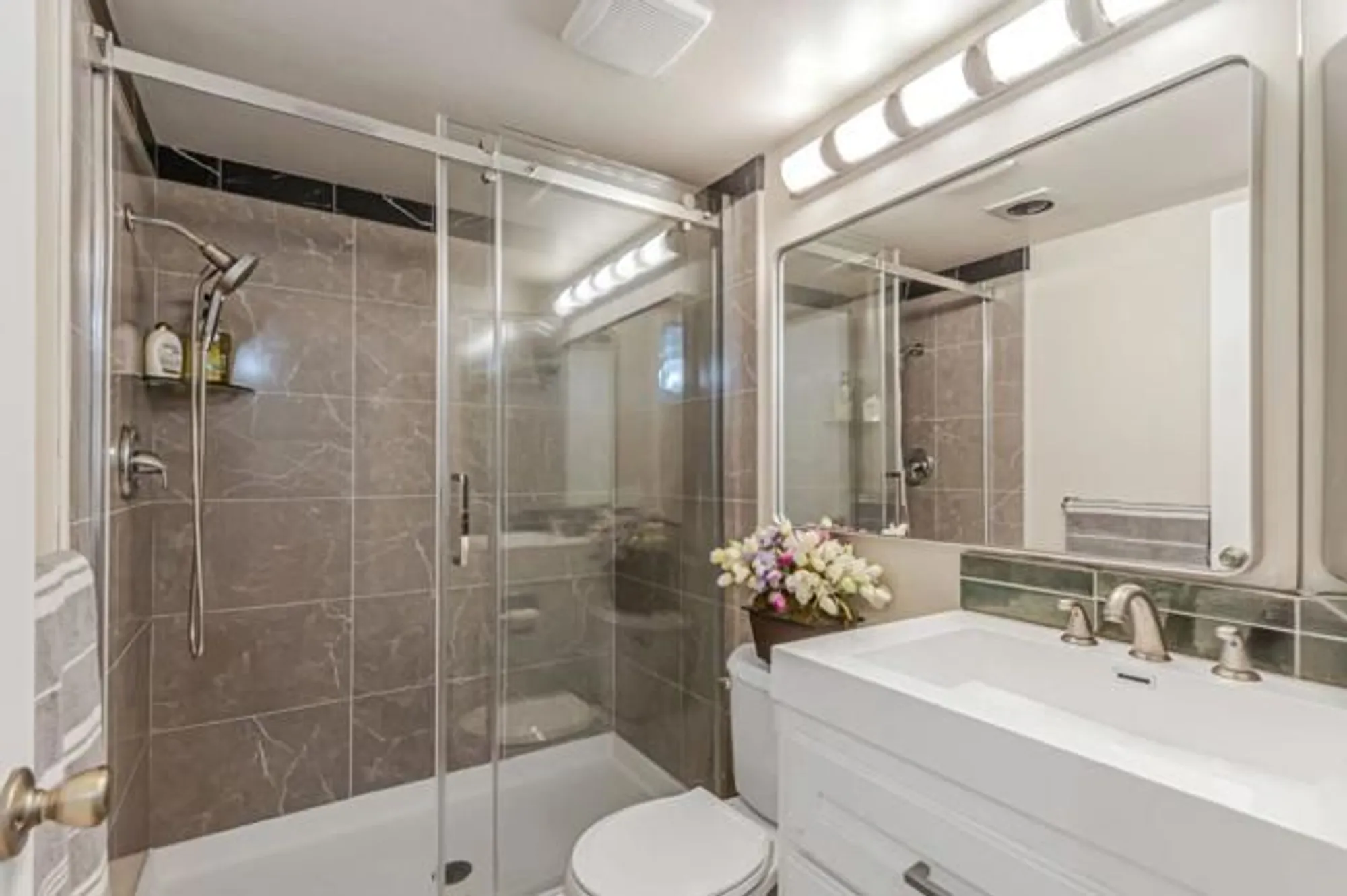 Property Slideshow image 23 of 67 | 8463 traminer ct, San Jose, CA, 95135