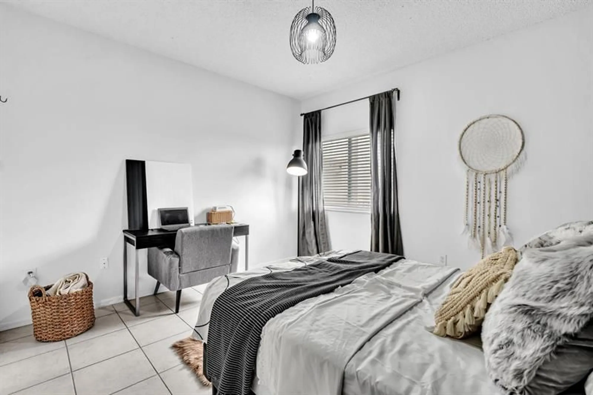 Property Slideshow image 38 of 82 | 7775 southampton ter 405, Tamarac, FL, 33321