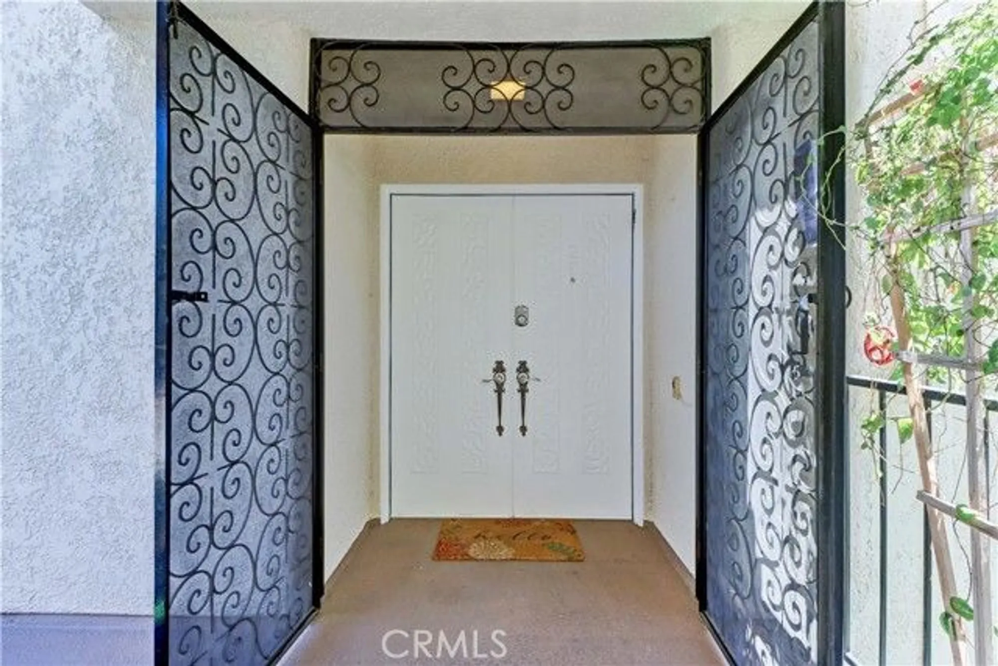 Property Slideshow image 3 of 41 | 2391 via mariposa 2e, Laguna Woods, CA, 92637