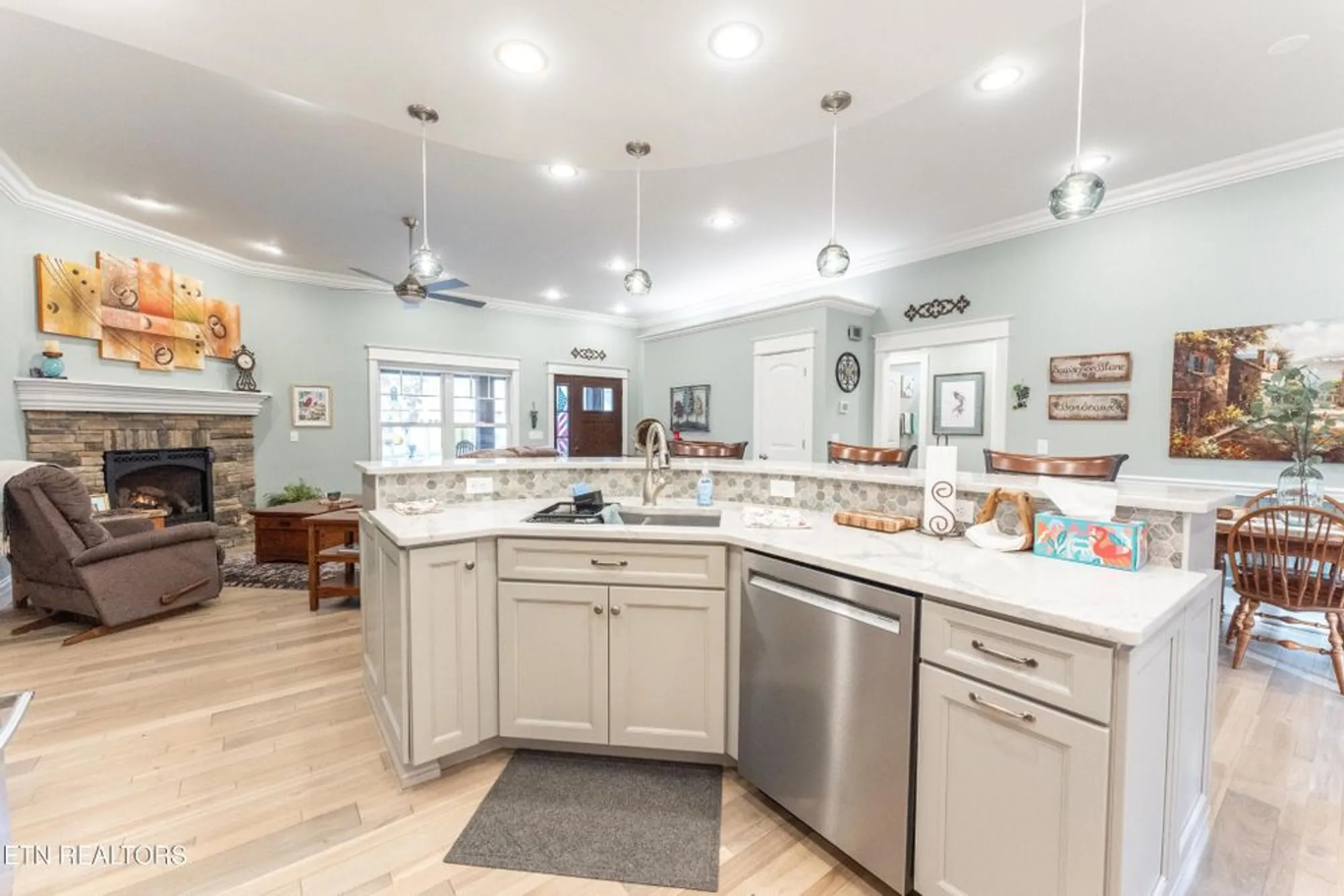 Property Slideshow image 20 of 54 | 12 edgemere ct, Crossville, TN, 38558