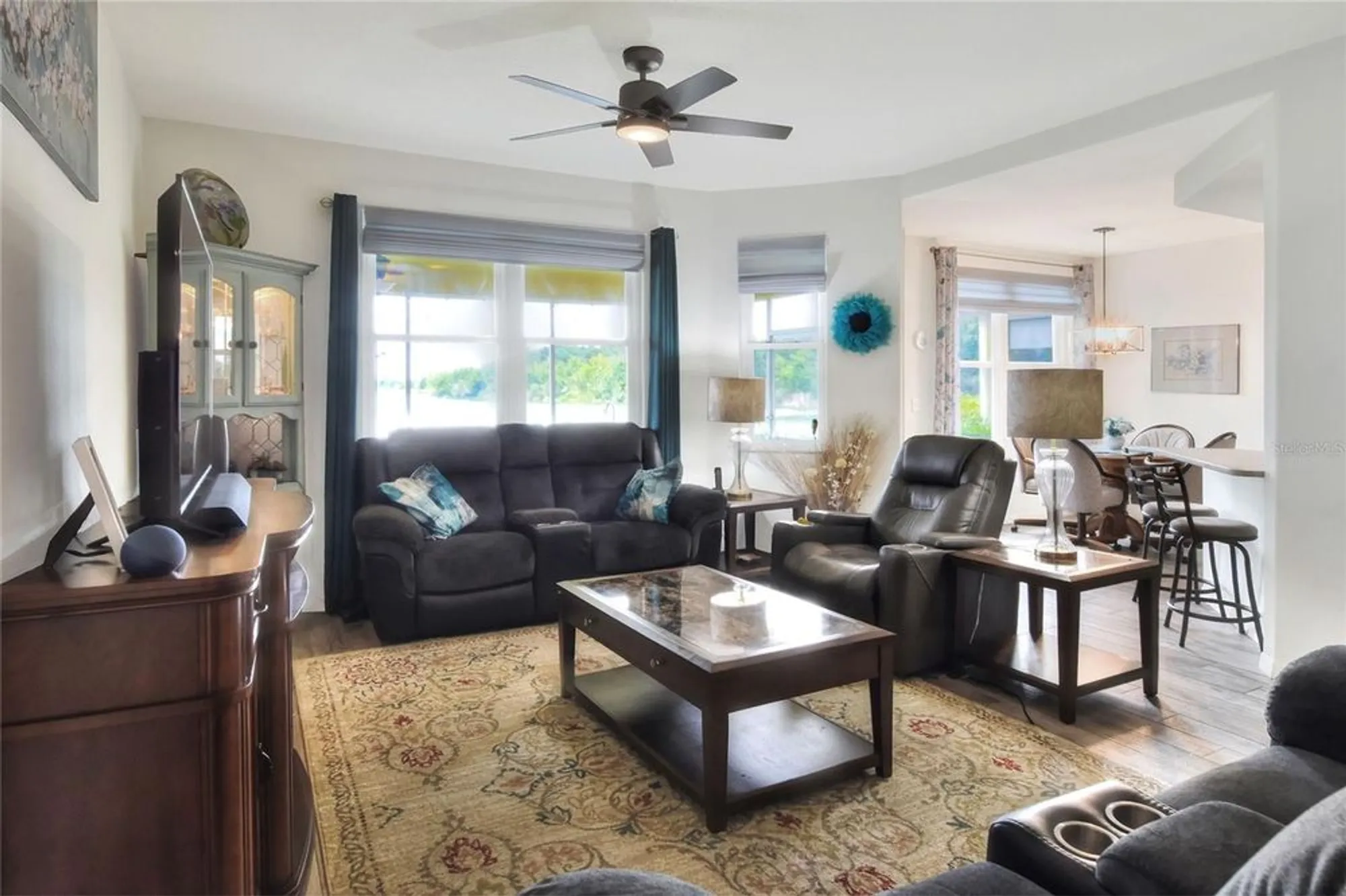 Property Slideshow image 6 of 50 | 3913 serenade ln # 4, Lakeland, FL, 33811
