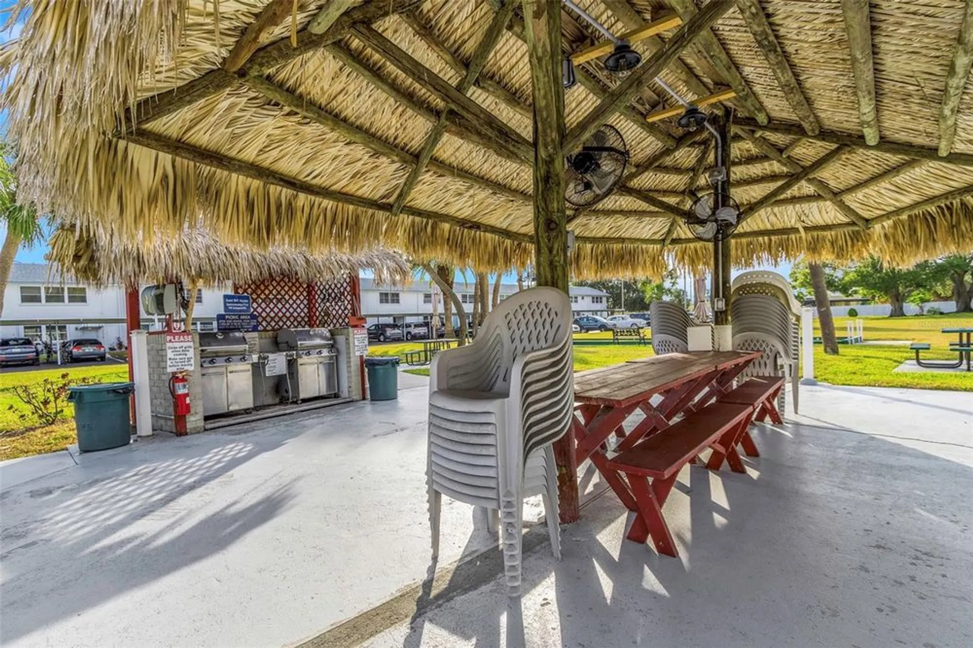 Property Slideshow image 42 of 56 | 5246 81st st n apt 24, Saint Petersburg, FL, 33709