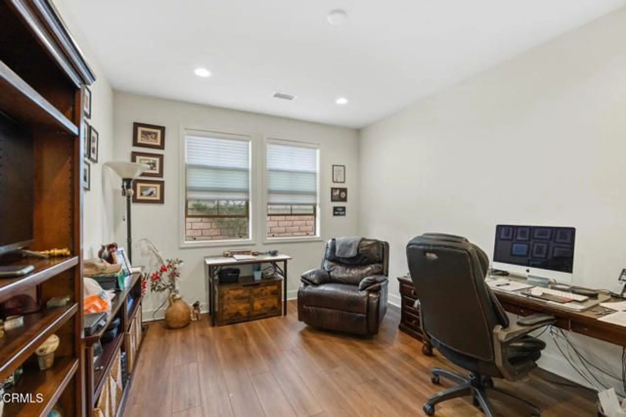 Property Slideshow image 25 of 76 | 2188 jovana ct, Camarillo, CA, 93012