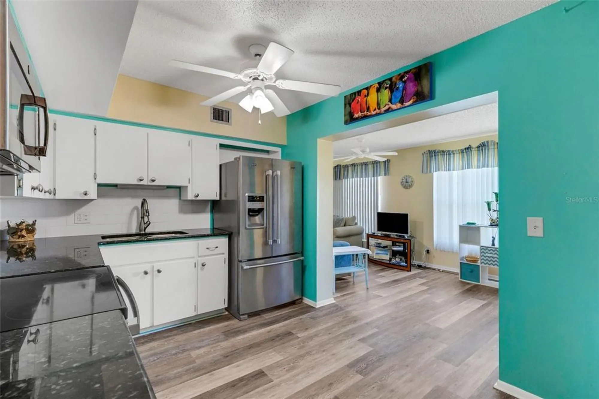 Property Slideshow image 15 of 56 | 2401 ecuadorian way apt 57, Clearwater, FL, 33763