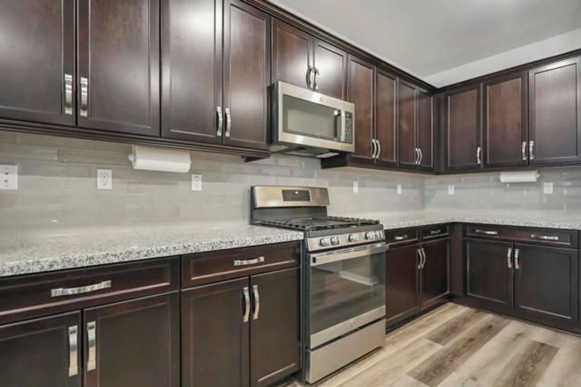 Property Slideshow image 7 of 47 | 42963 ascona ln, Indio, CA, 92203