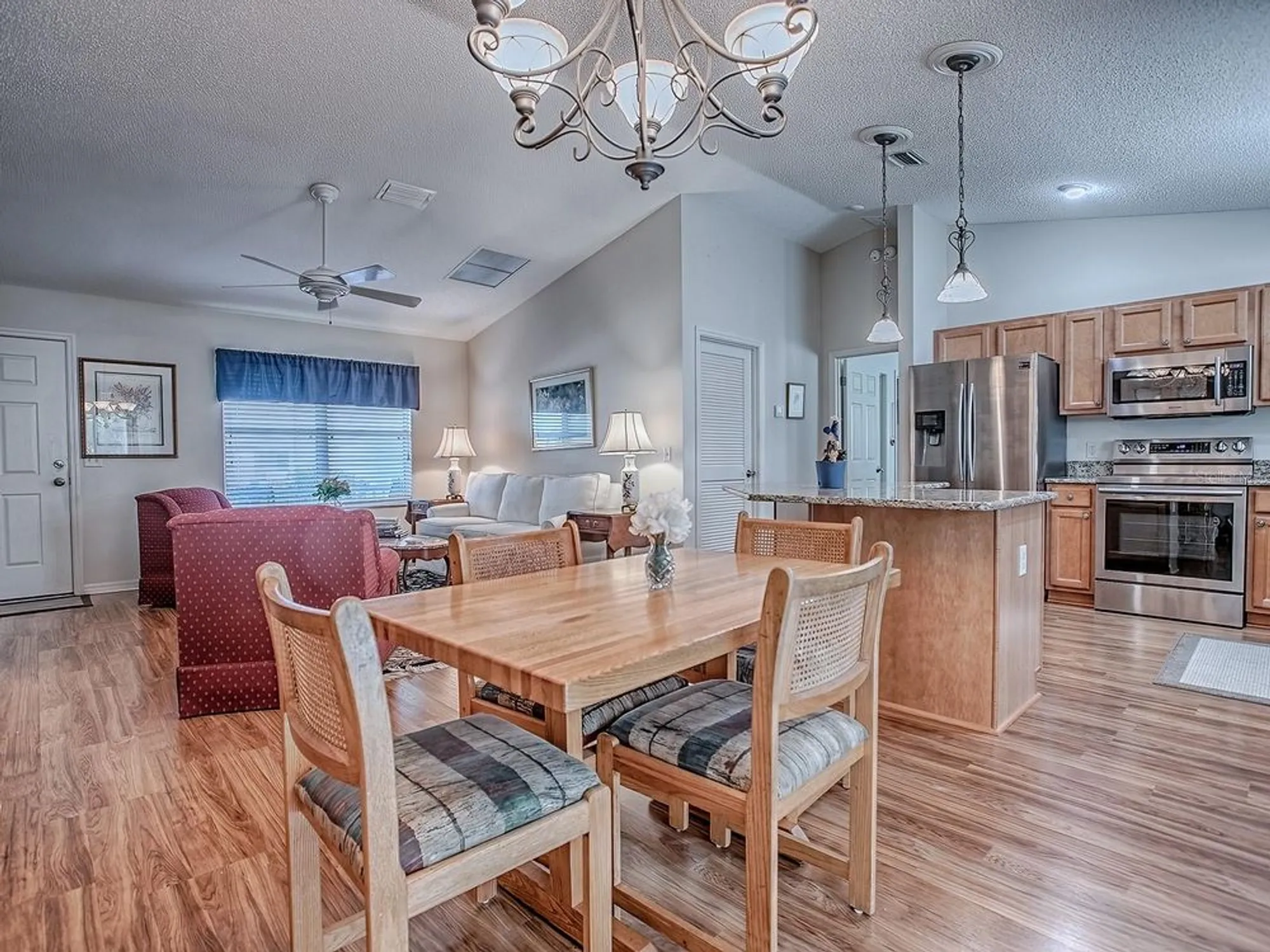 Property Slideshow image 12 of 44 | 133 olanta dr, The Villages, FL, 32162