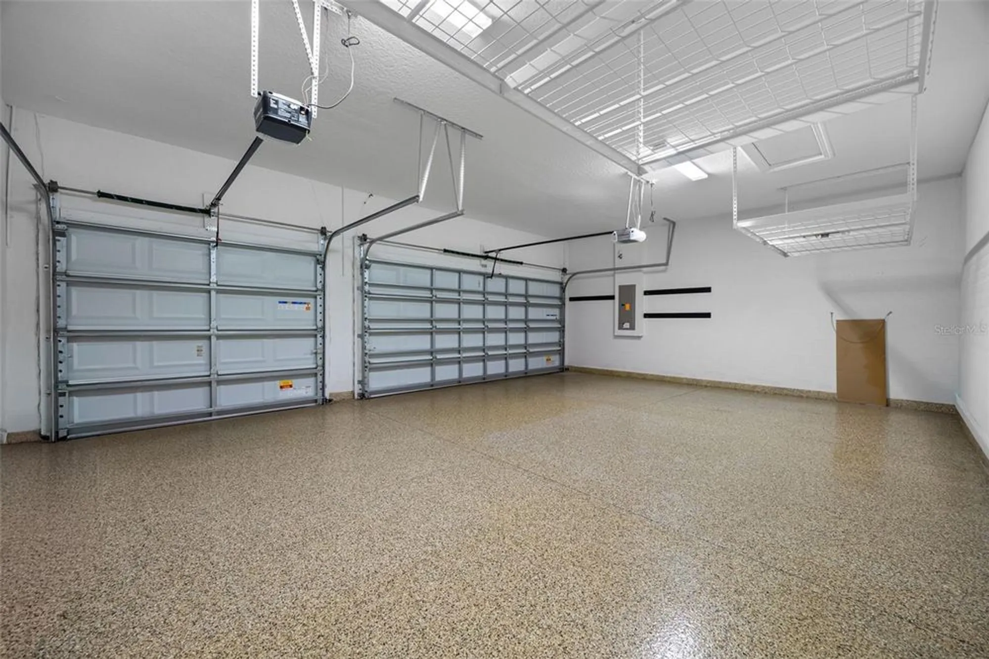 Property Slideshow image 36 of 47 | 16005 cape coral dr, Wimauma, FL, 33598