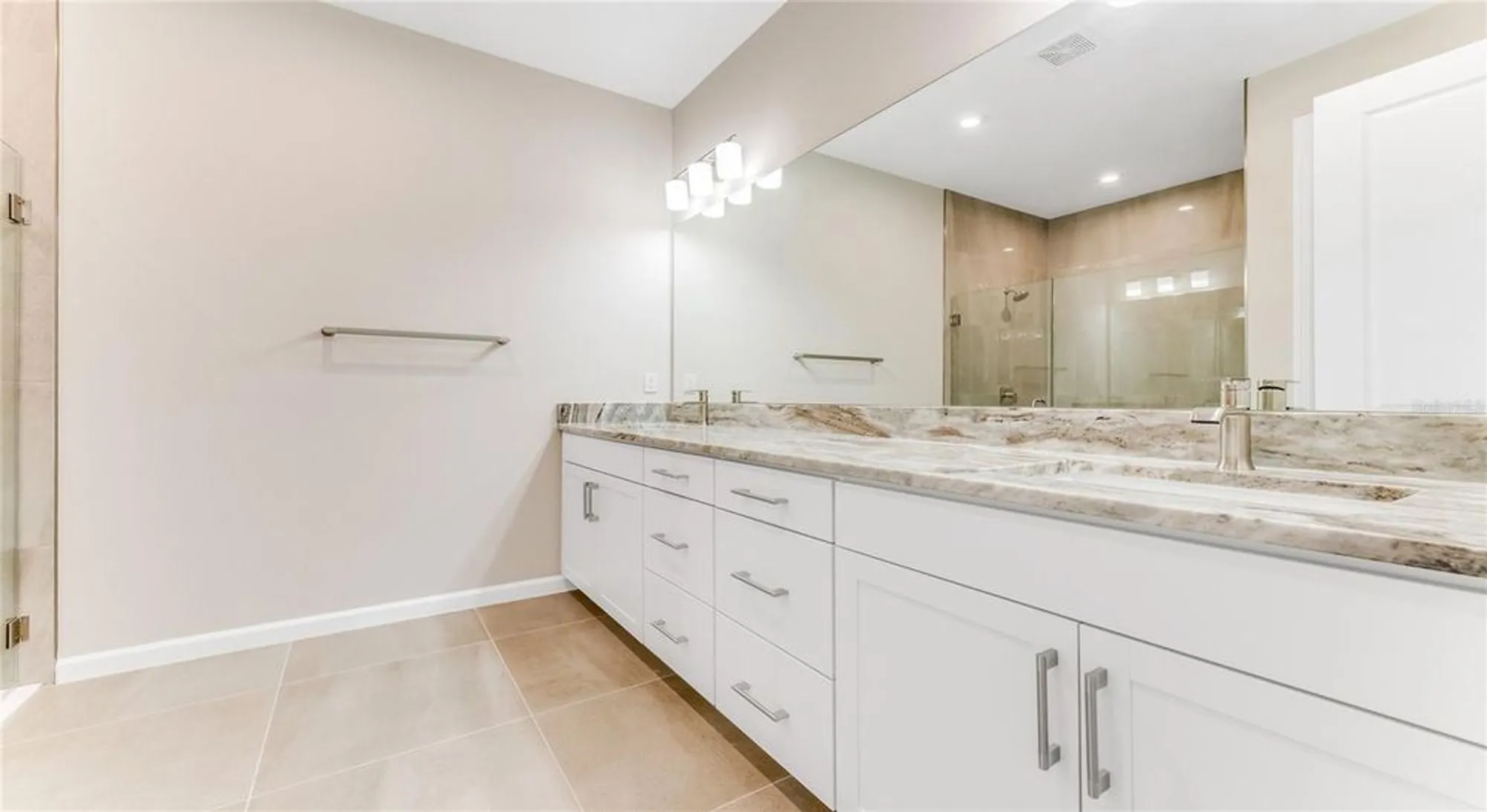 Property Slideshow image 20 of 34 | 1213 cresswind blvd, Deland, FL, 32724