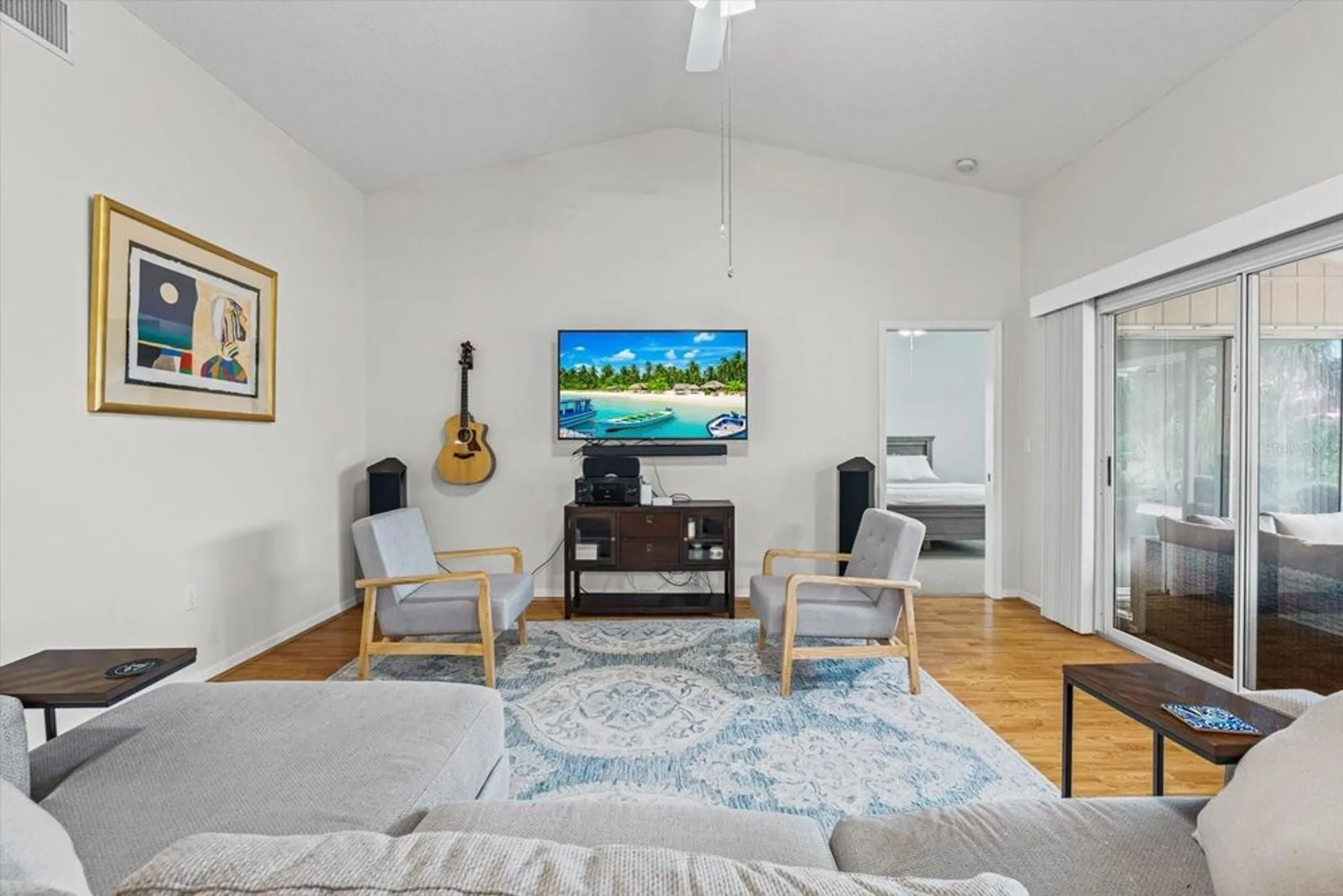 Property Slideshow image 15 of 44 | 3339 sheffield cir, Sarasota, FL, 34239