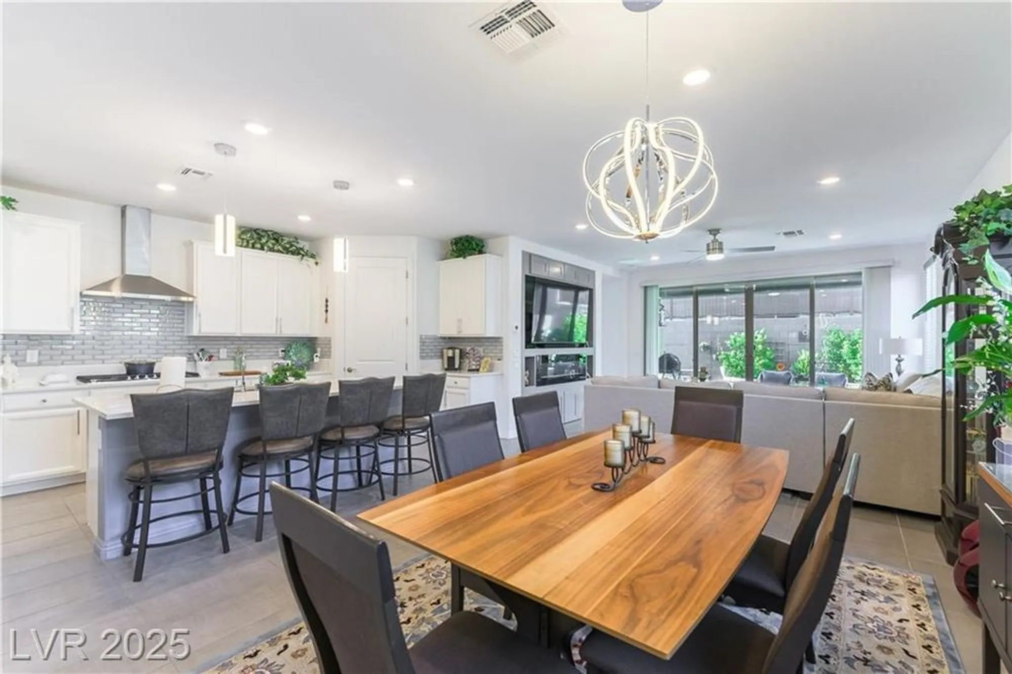 Property Slideshow image 4 of 31 | 2014 millergrove ave, North Las Vegas, NV, 89086