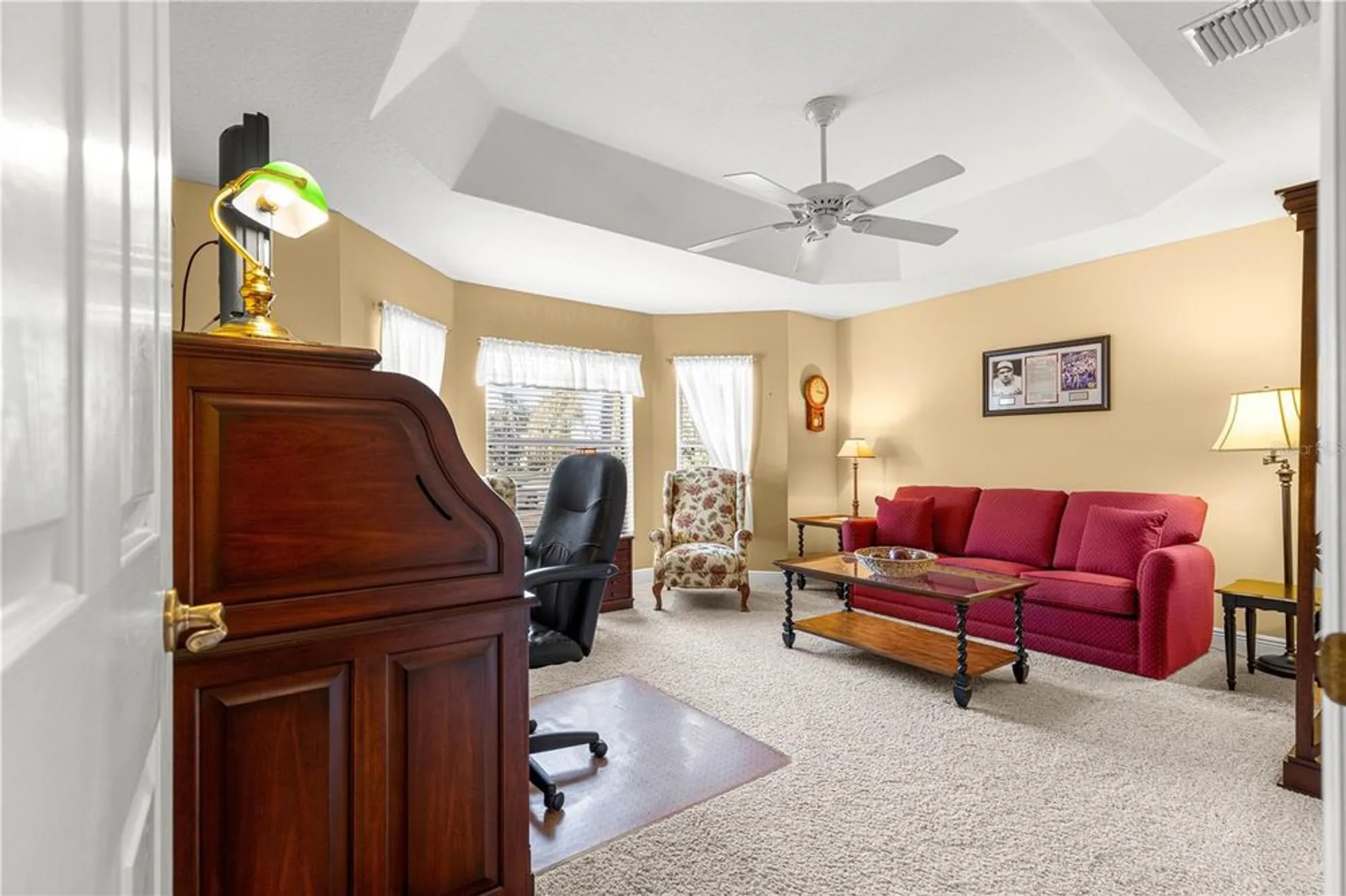 Property Slideshow image 39 of 51 | 949 isle of palms path, The Villages, FL, 32162