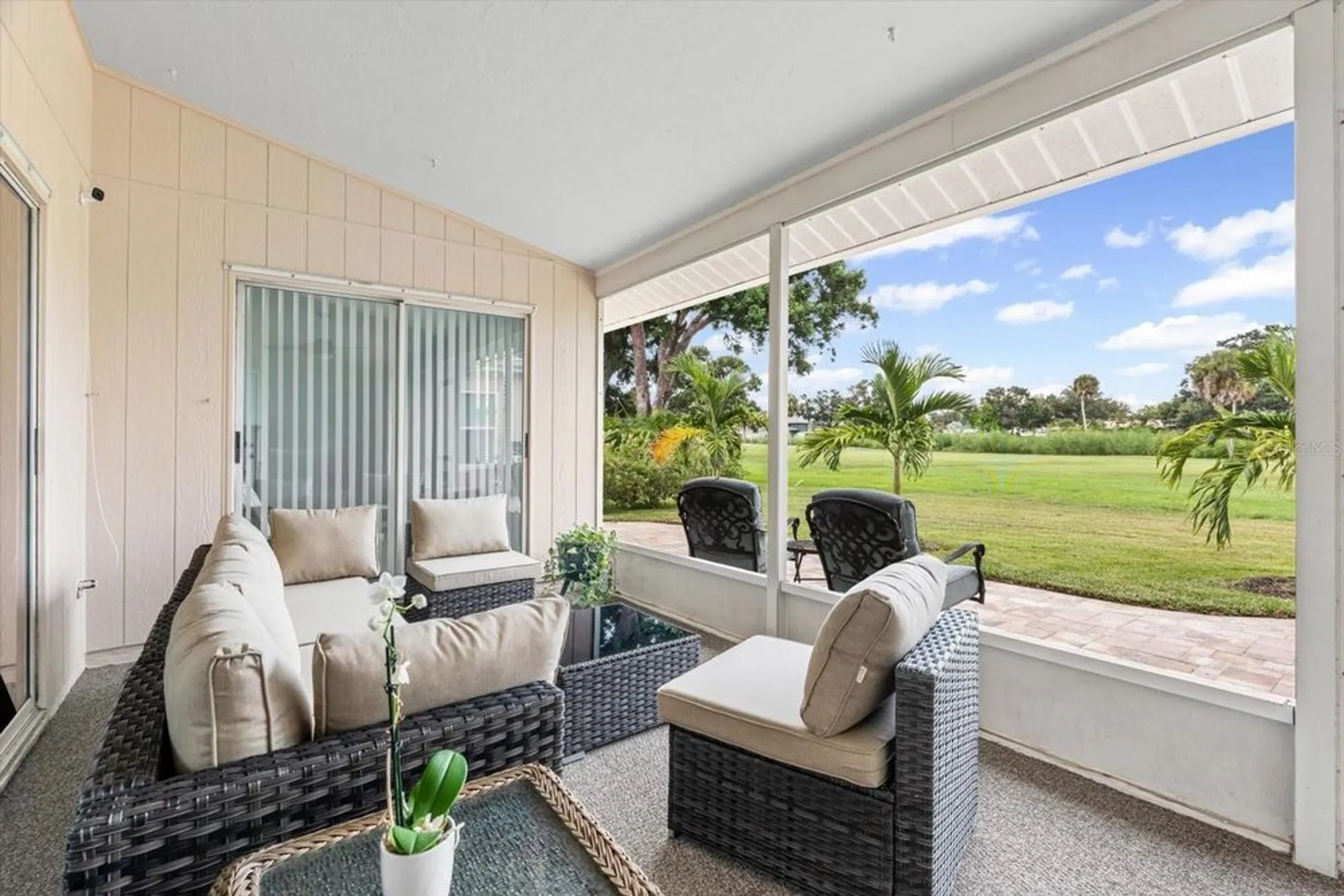Property Slideshow image 38 of 44 | 3339 sheffield cir, Sarasota, FL, 34239