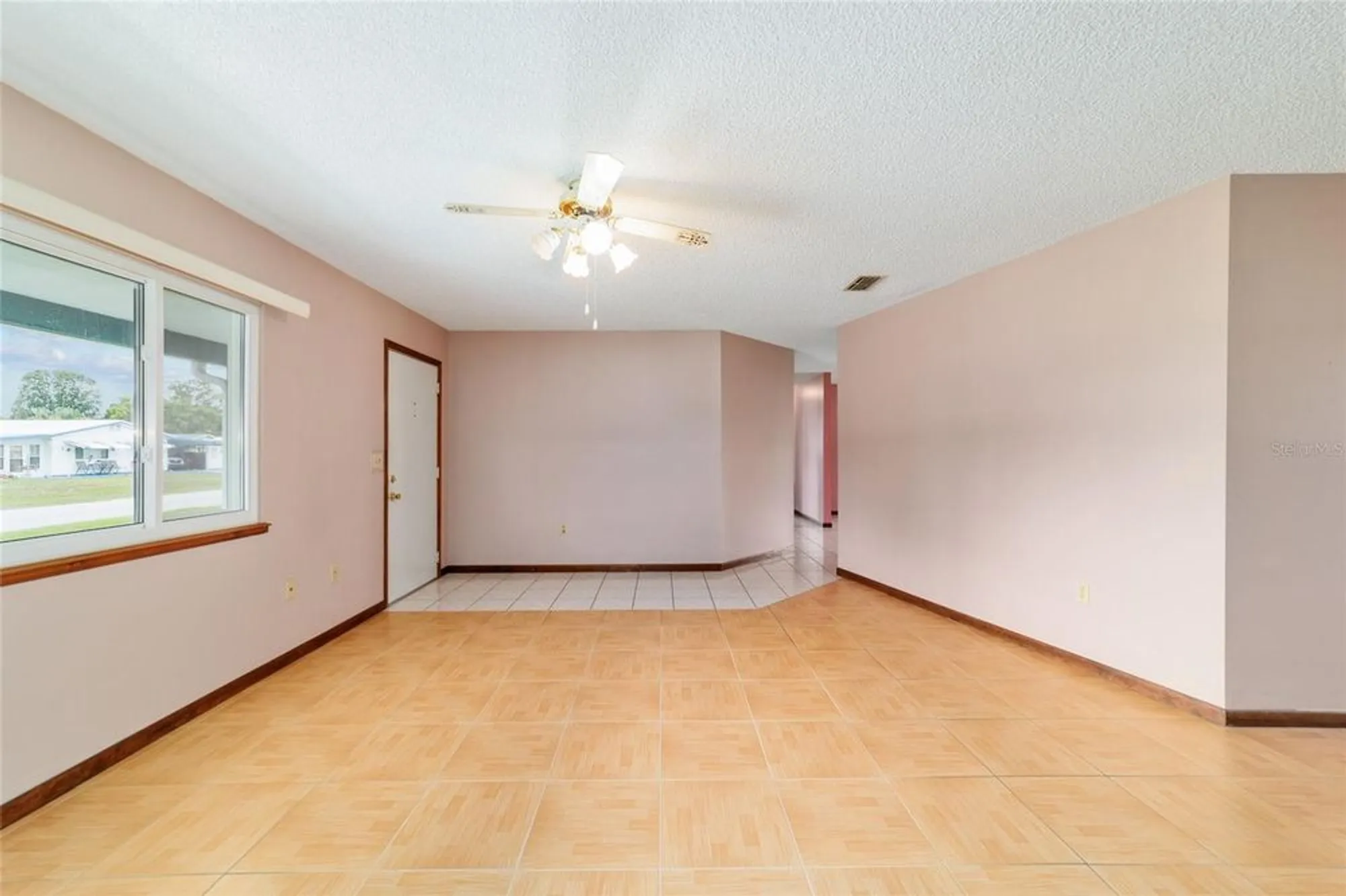 Property Slideshow image 13 of 62 | 9841 sw 102nd pl, Ocala, FL, 34481