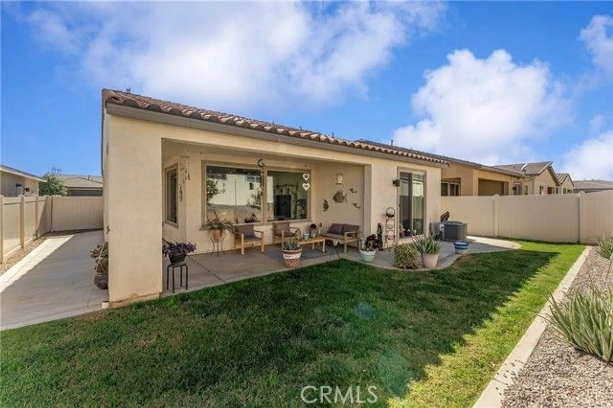 Property Slideshow image 28 of 40 | 1656 spring run ln, Beaumont, CA, 92223