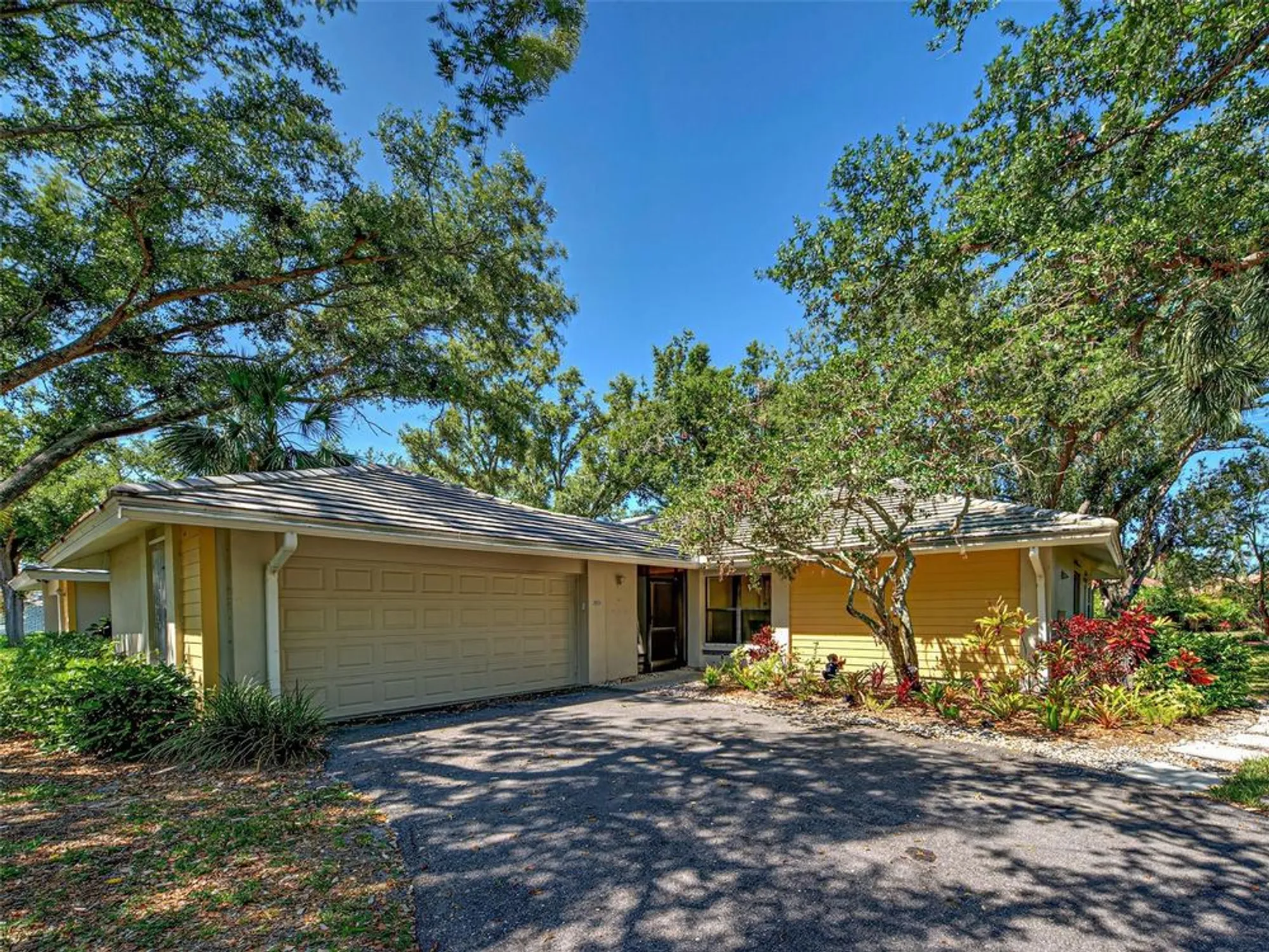 Property Slideshow image 66 of 68 | 263 southampton dr # 301, Venice, FL, 34293