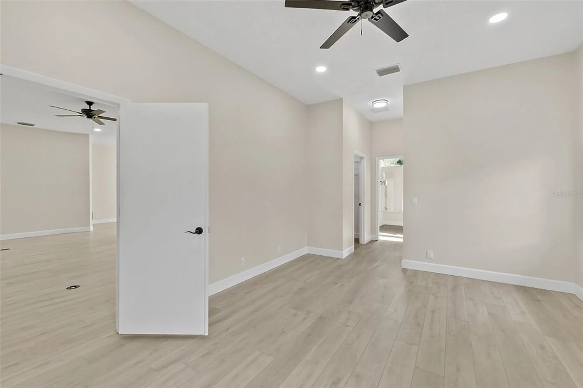 Property Slideshow image 22 of 56 | 38 kingsley cir, Ormond Beach, FL, 32174