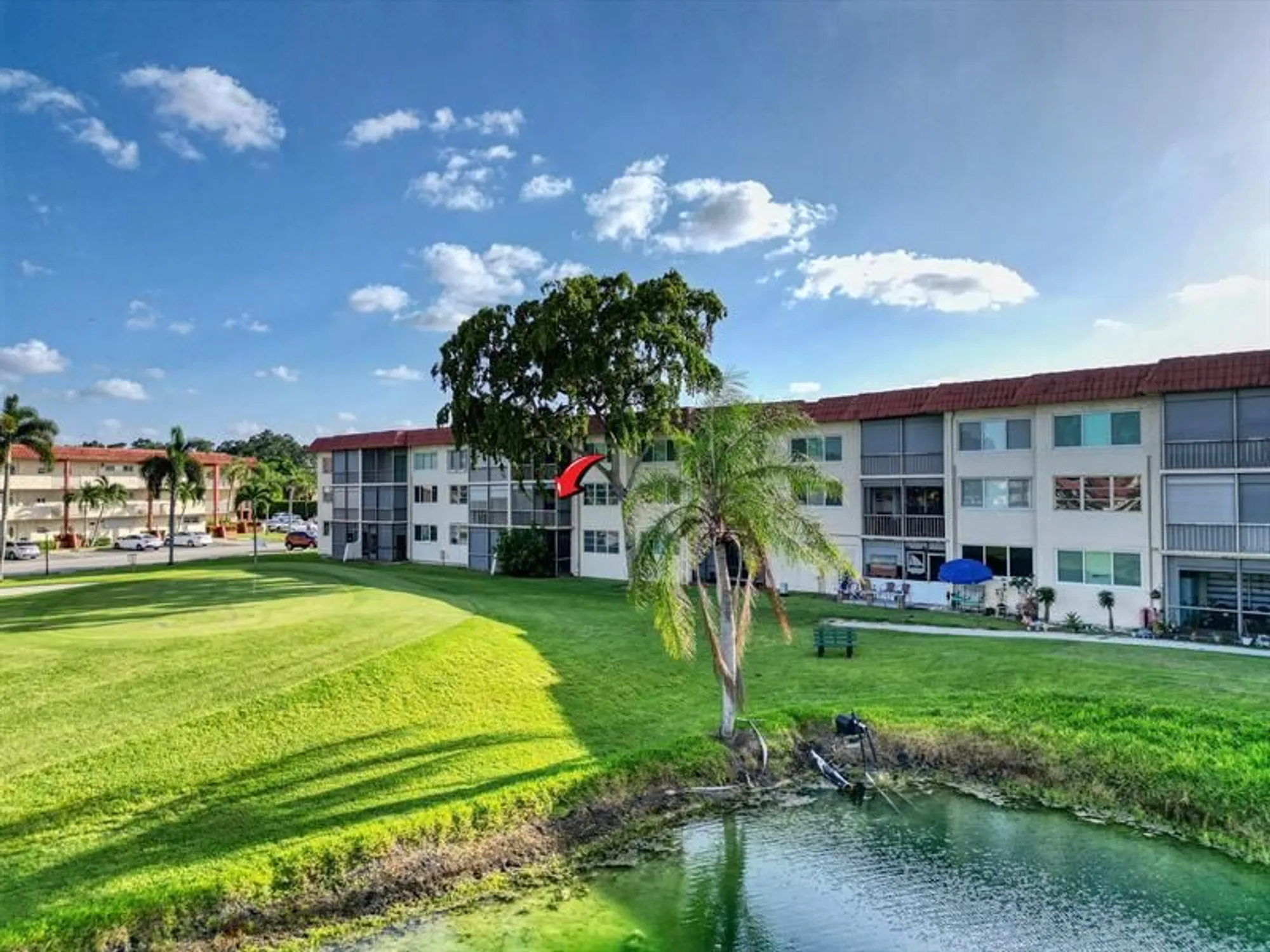 Property Slideshow image 1 of 33 | 8980 s hollybrook blvd 204, Pembroke Pines, FL, 33025