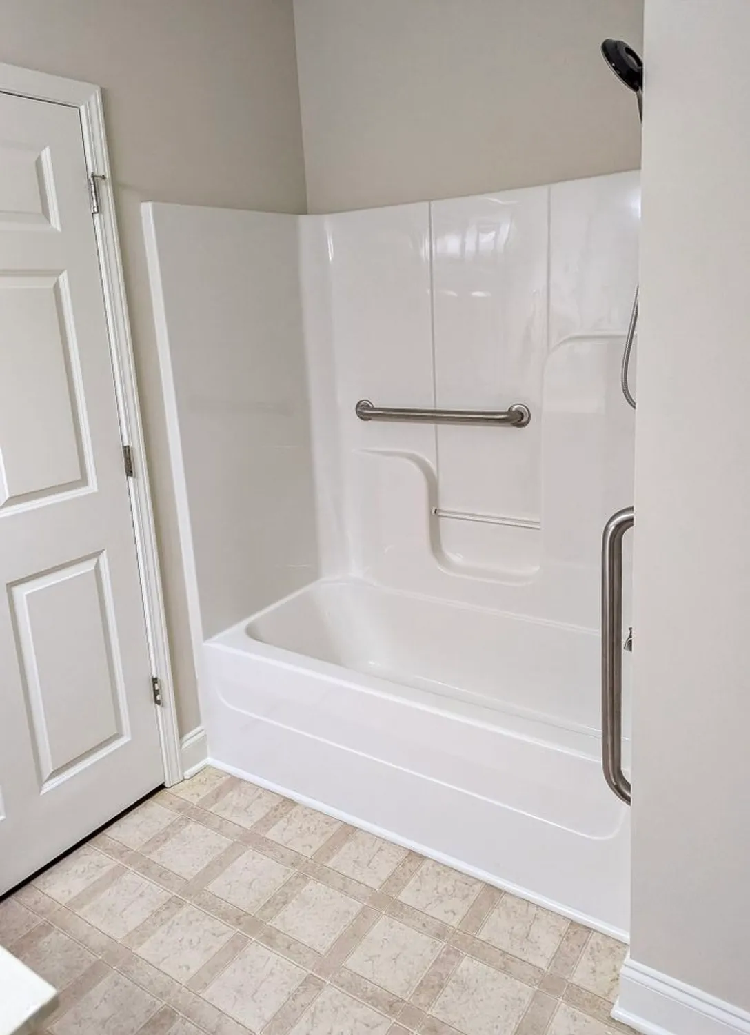 Property Slideshow image 16 of 32 | 262 wrennewood ln, Franklin, TN, 37064