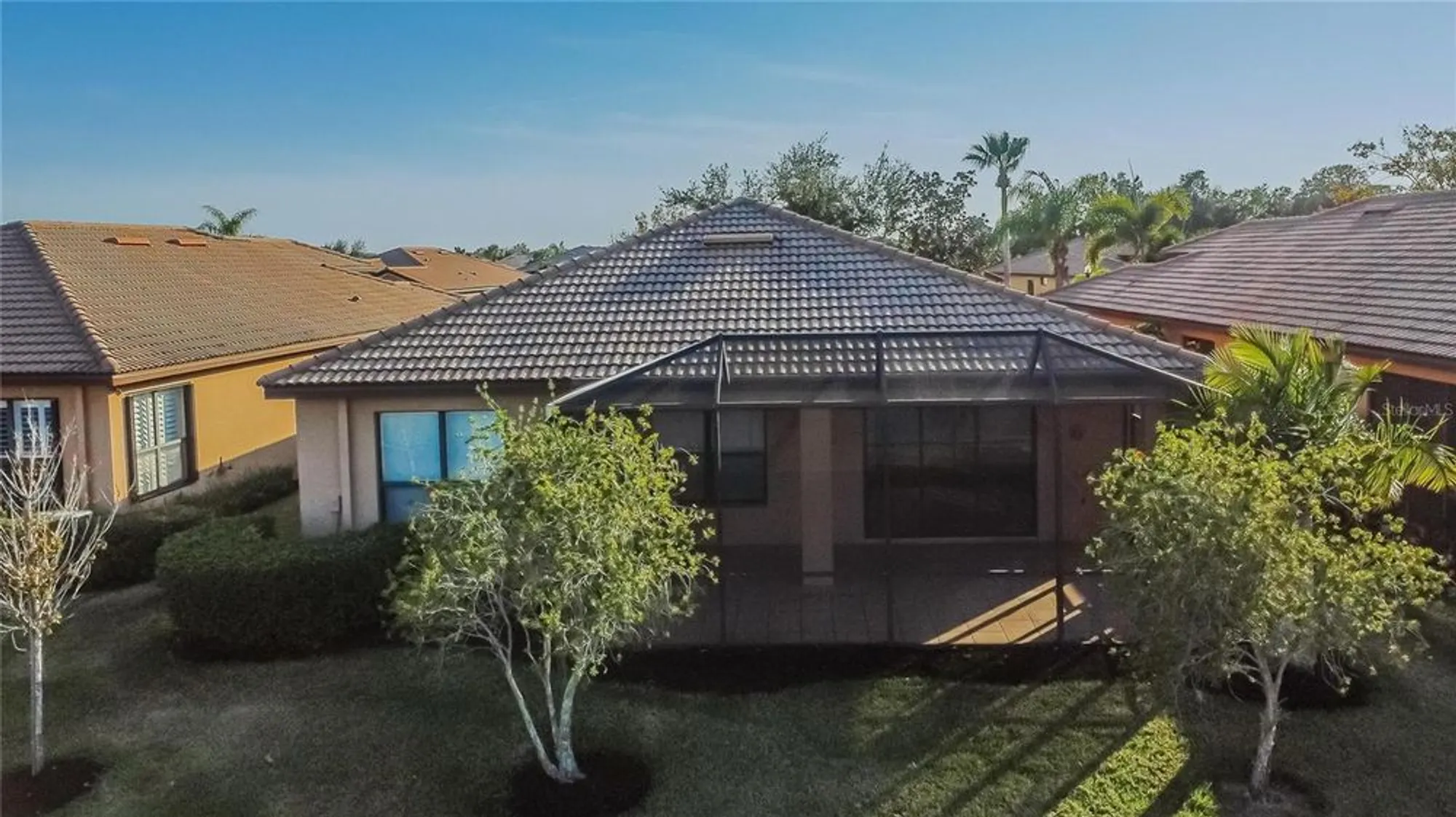 Property Slideshow image 59 of 76 | 331 cedar falls dr, Apollo Beach, FL, 33572