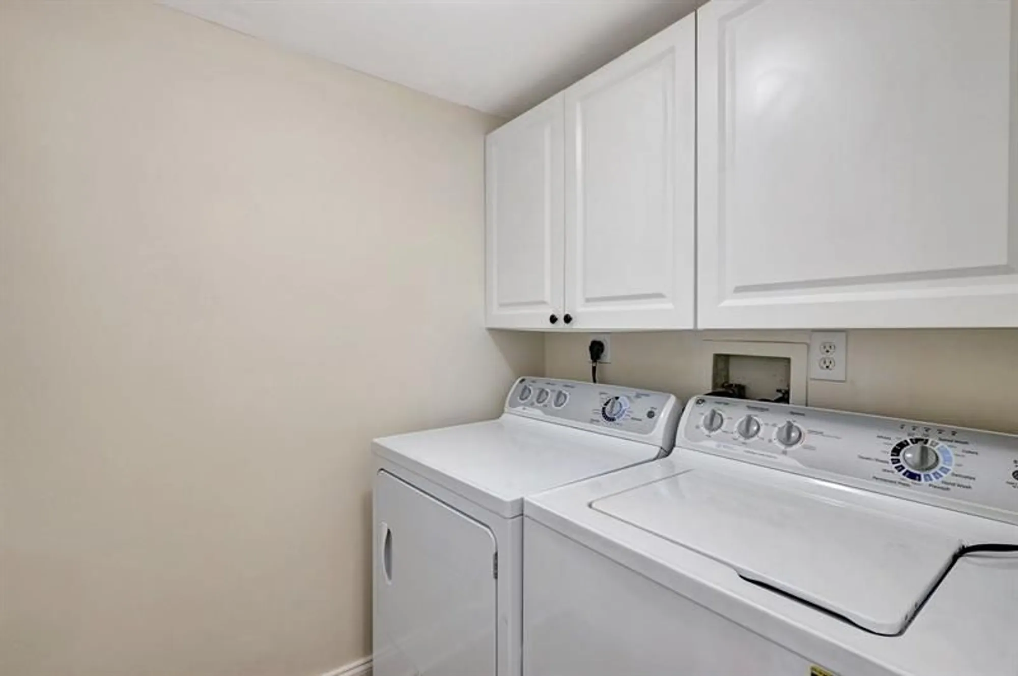 Property Slideshow image 9 of 27 | 14460 strathmore ln 807, Delray Beach, FL, 33446