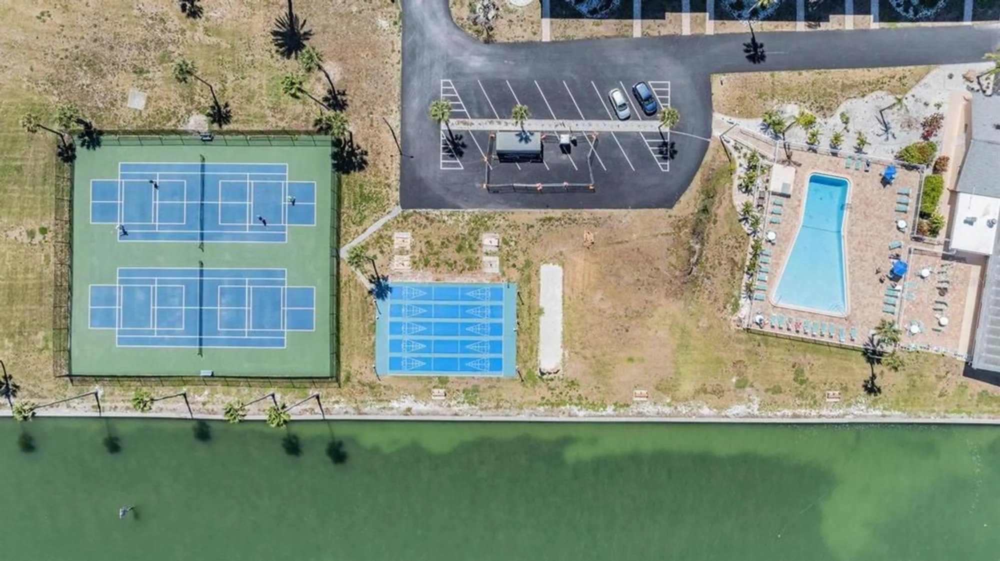 Property Slideshow image 15 of 68 | 7 dunoon pl 304, Dunedin, FL, 34698