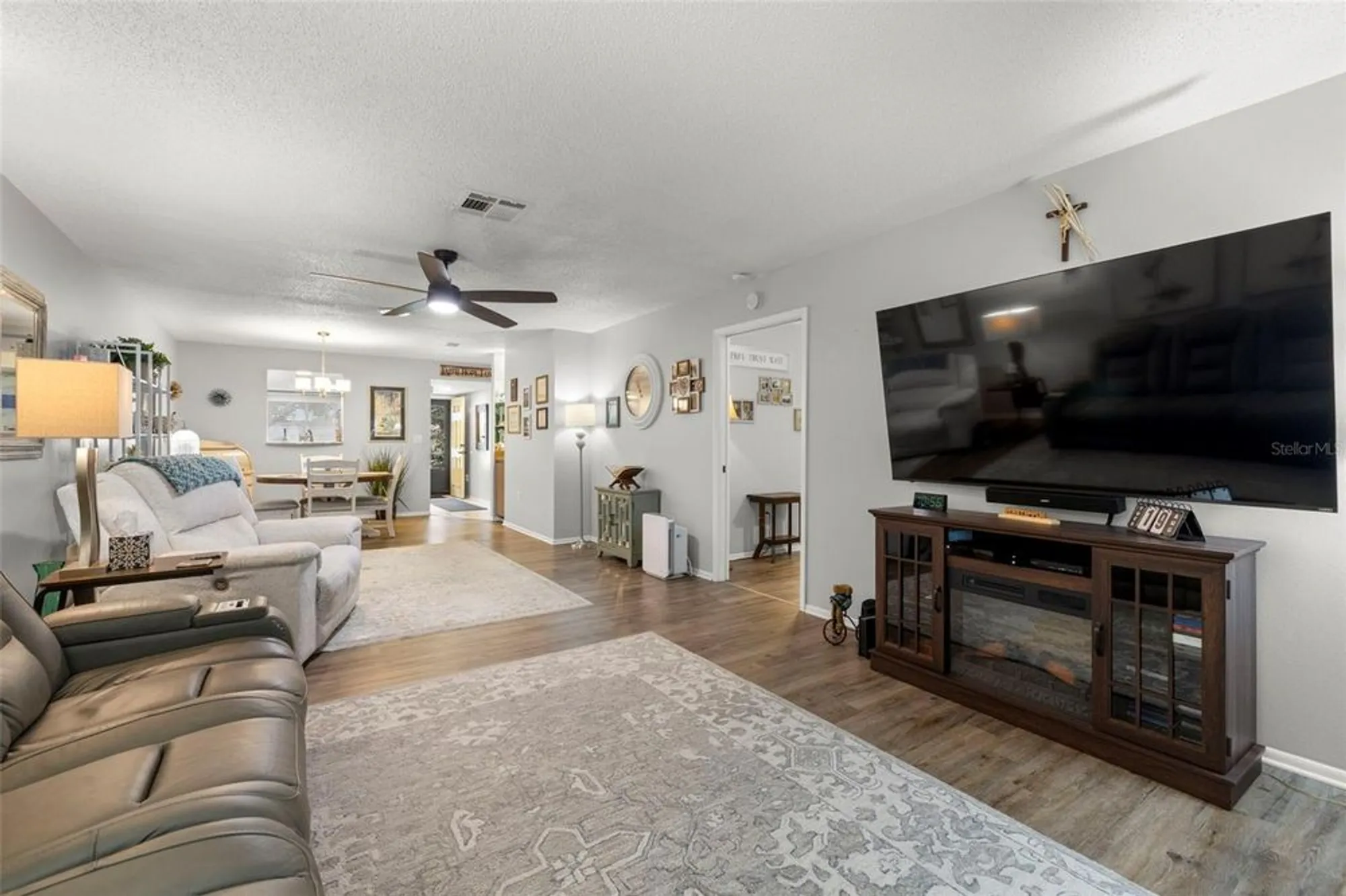Property Slideshow image 14 of 41 | 8330 high point cir apt 6, Port Richey, FL, 34668