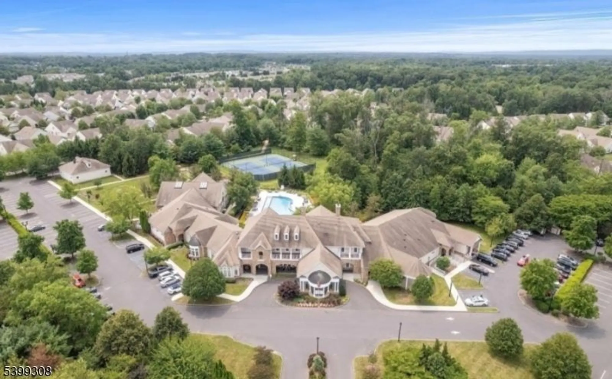 Property Slideshow image 38 of 44 | 324 biltmore ln, Somerset, NJ, 08873