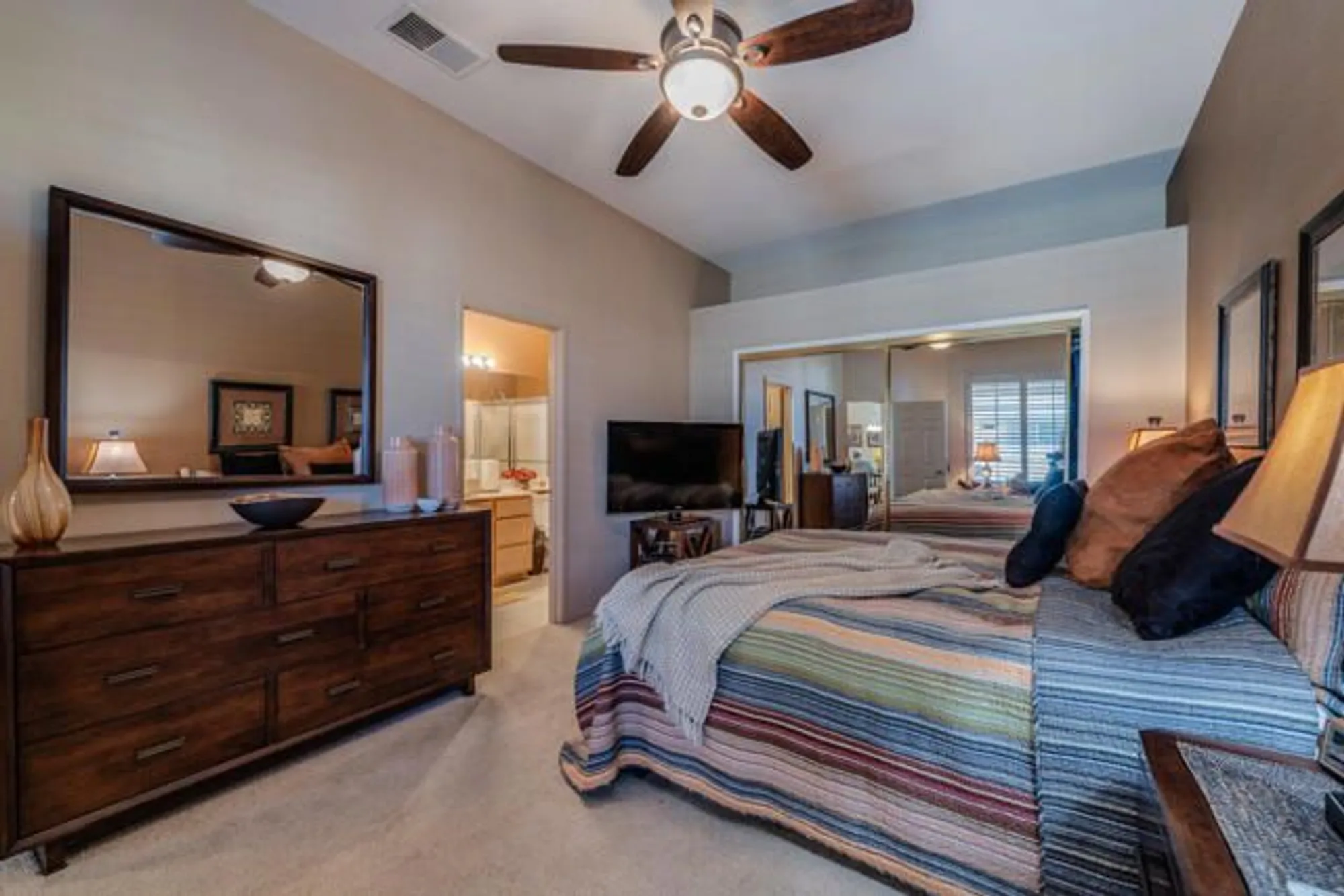 Property Slideshow image 21 of 30 | 44390 royal lytham dr, Indio, CA, 92201