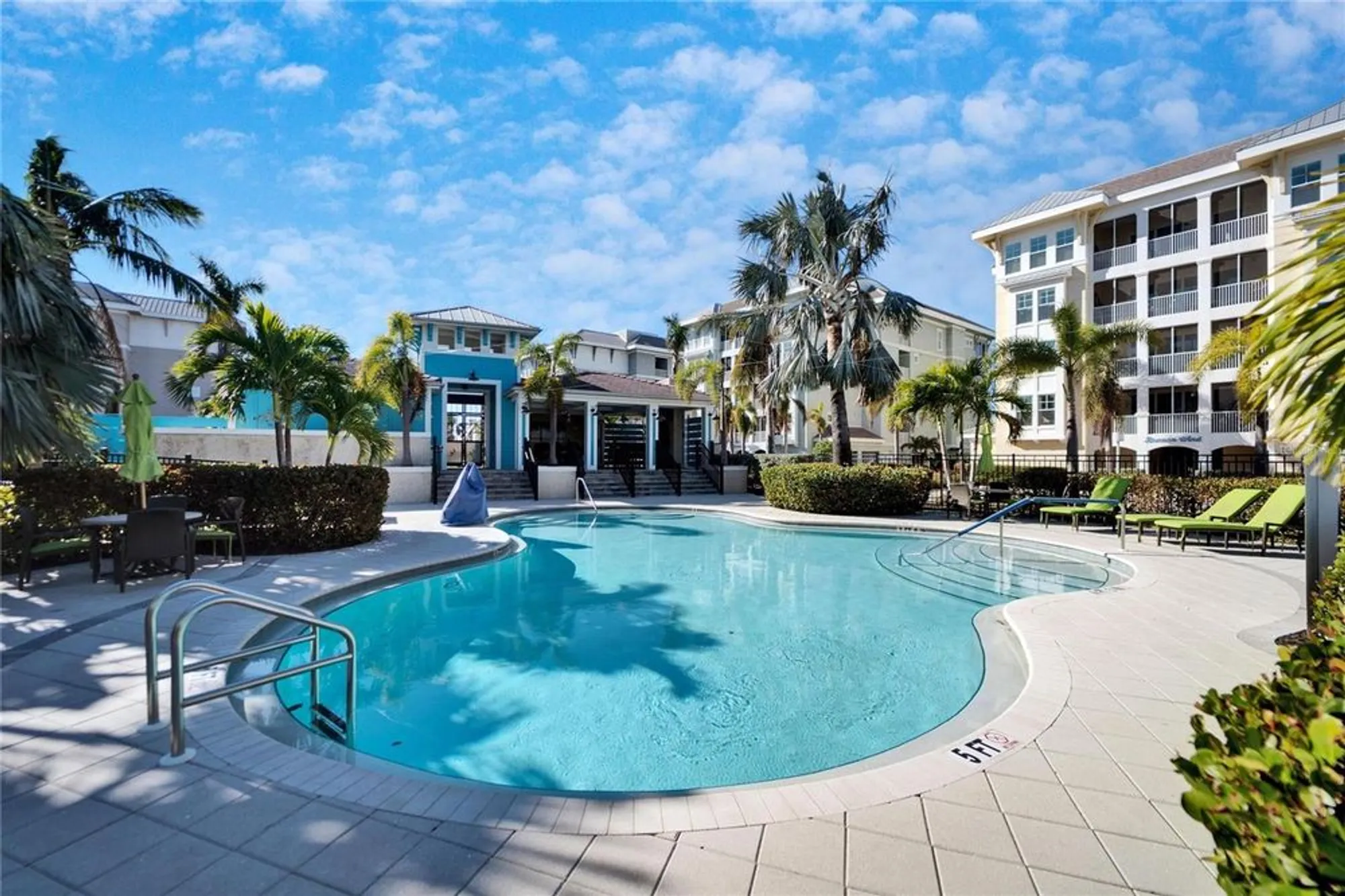Property Slideshow image 43 of 56 | 379 aruba cir 201, Bradenton, FL, 34209