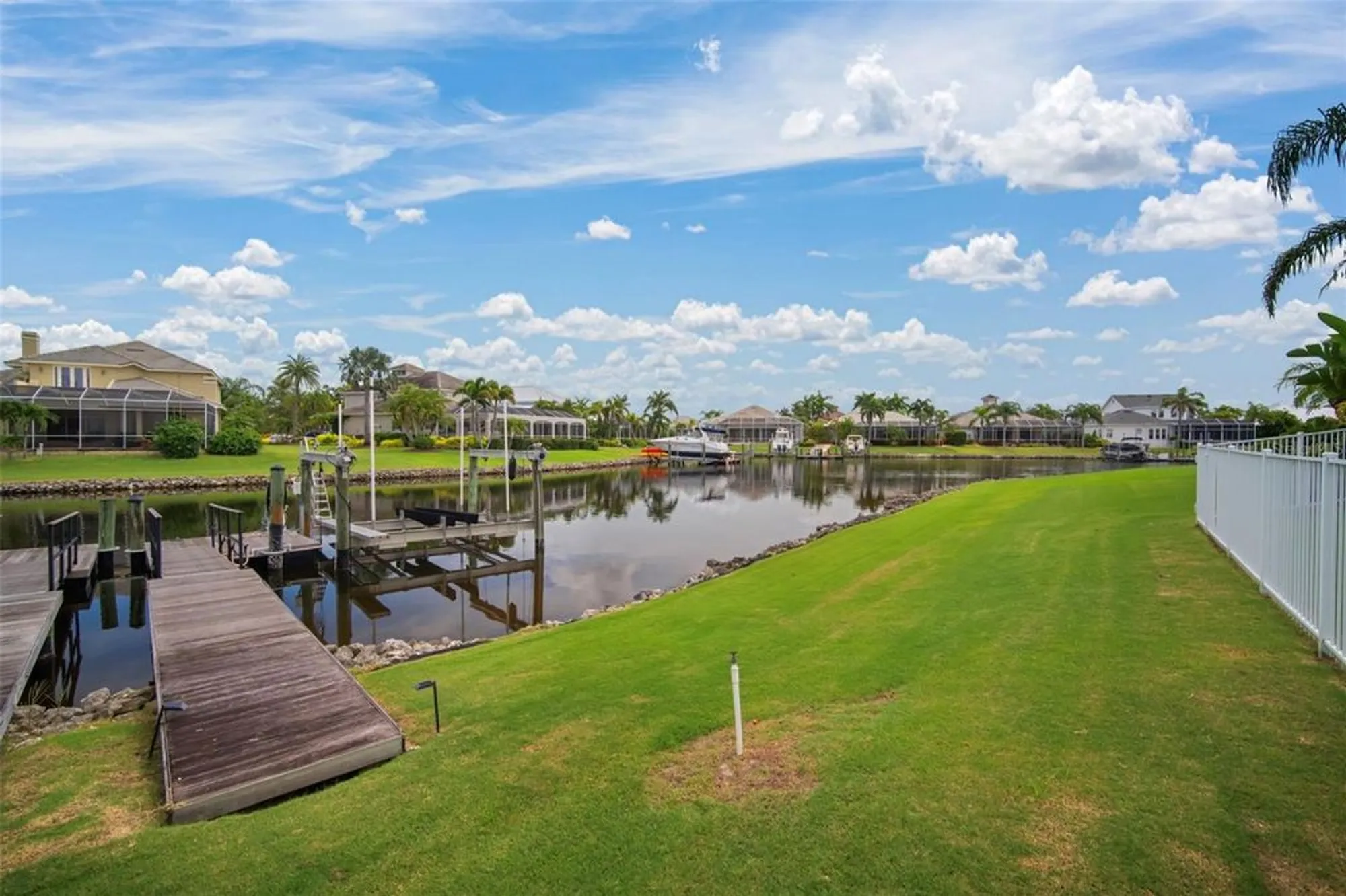 Property Slideshow image 31 of 98 | 5405 tybee island dr, Apollo Beach, FL, 33572