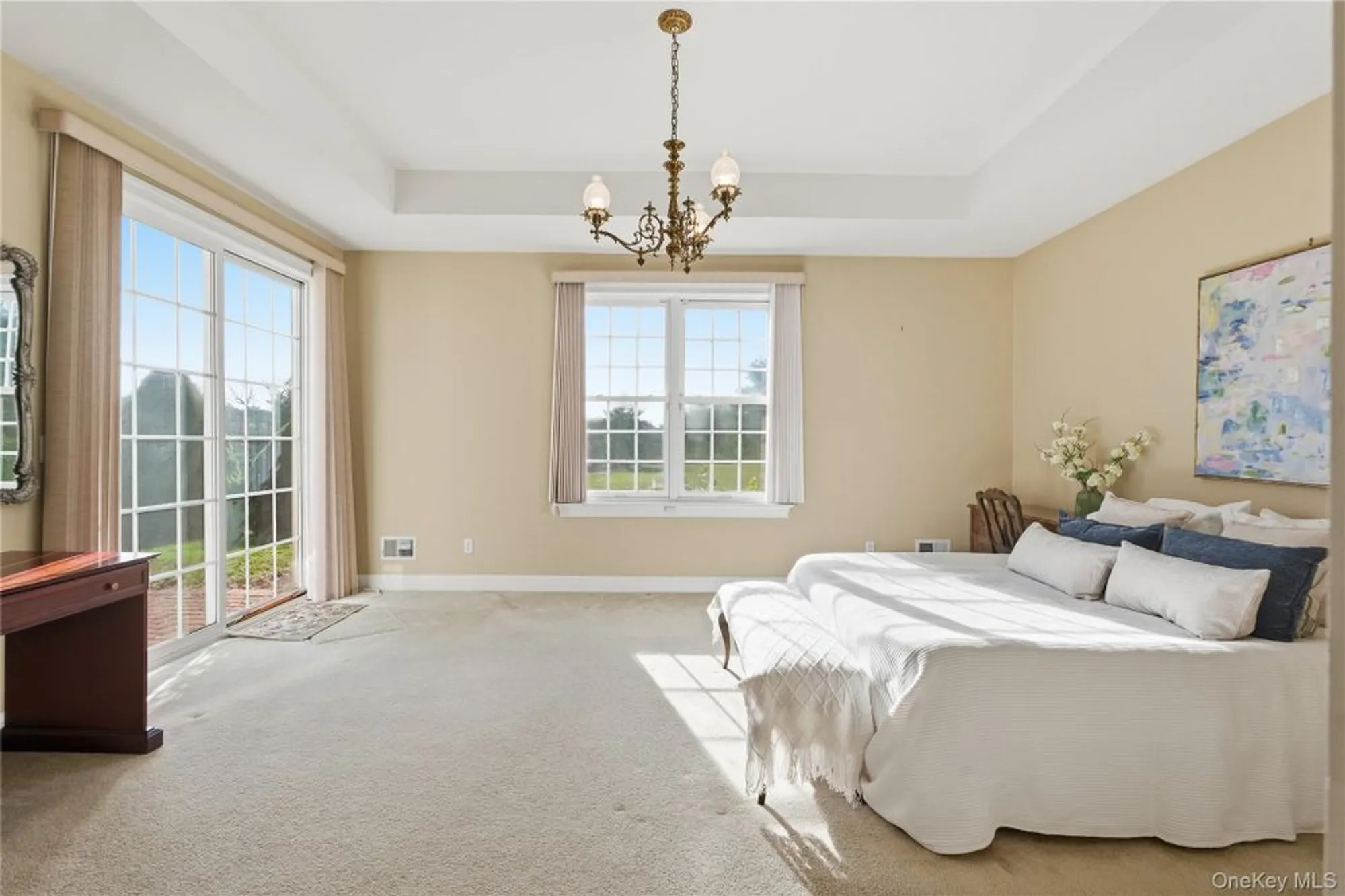 Property Slideshow image 14 of 24 | 159 altessa blvd, Melville, NY, 11747