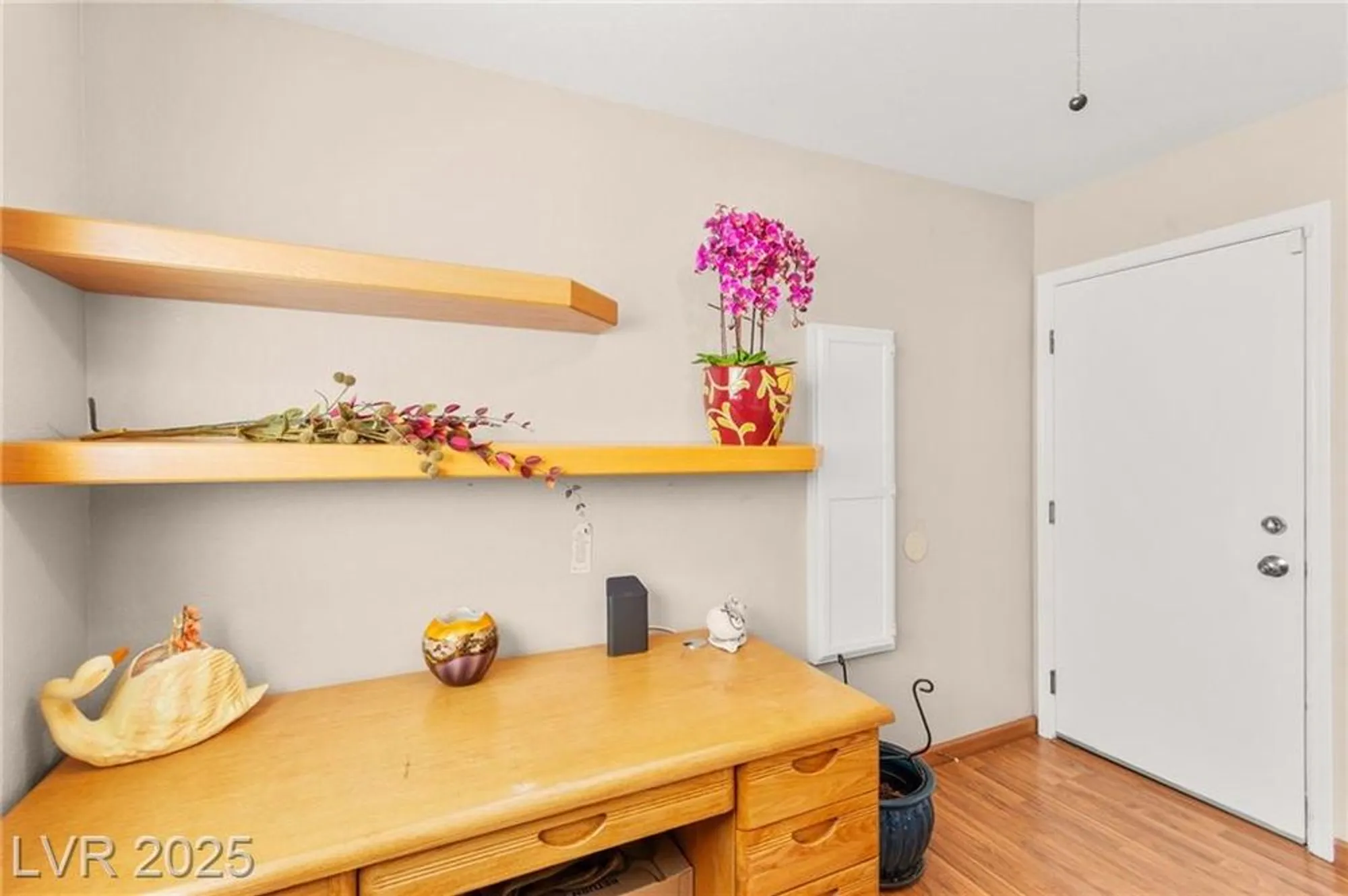 Property Slideshow image 25 of 26 | 2712 lotus hill dr, Las Vegas, NV, 89134